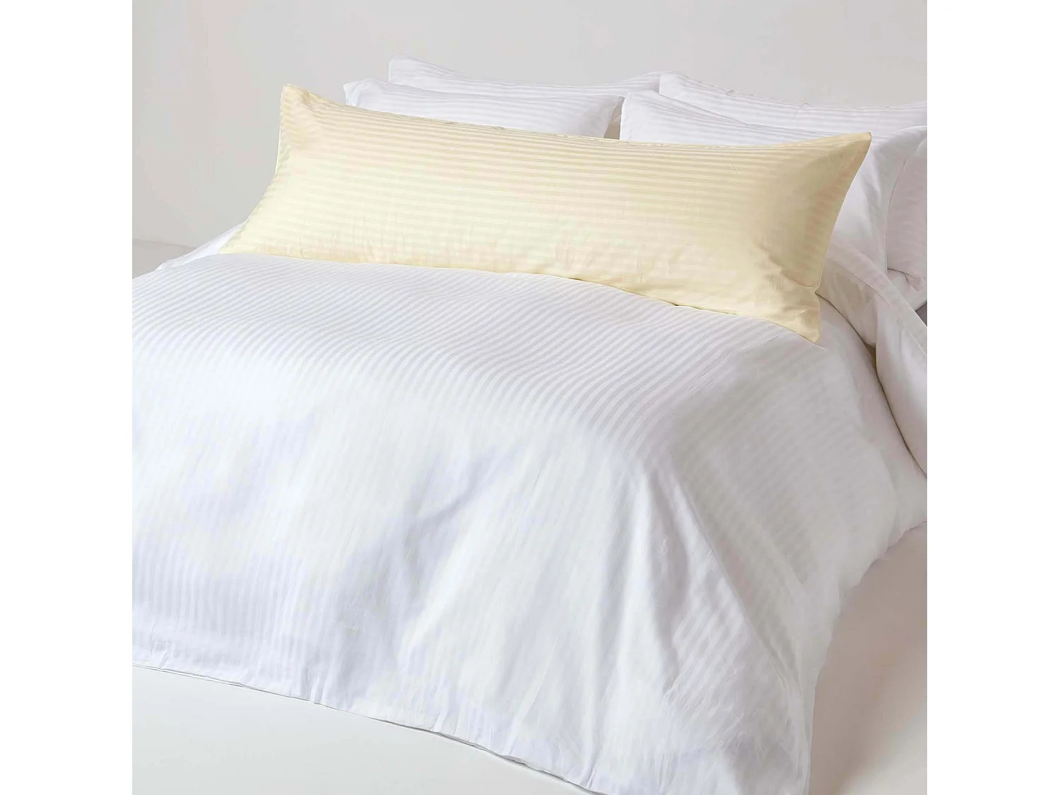 Homescapes Pastel Yellow Egyptian Cotton Ultrasoft Body Pillowcase 330 TC