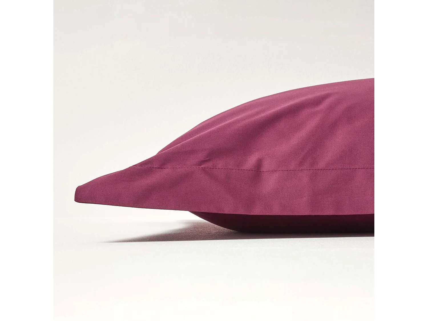 Homescapes Plum Egyptian Cotton Oxford Pillowcase 200 TC