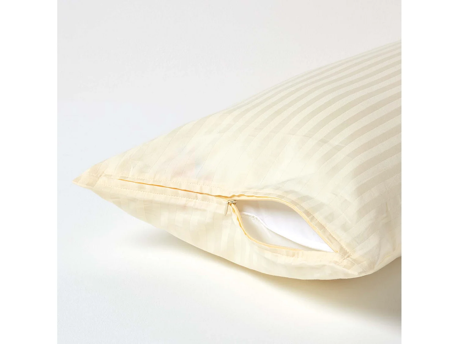Homescapes Pastel Yellow Continental Egyptian Cotton Pillowcase 330 TC, 40 x 80 cm