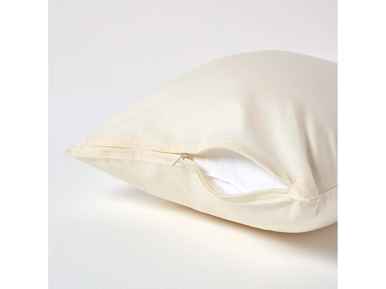 Homescapes Cream Continental Egyptian Cotton Pillowcase 200 TC, 40 x 40 cm