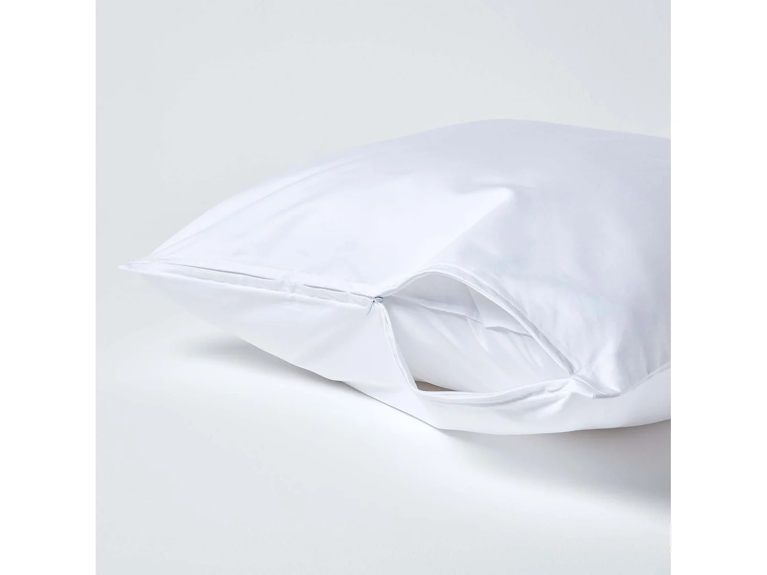 Homescapes White Continental Egyptian Cotton Pillowcase 1000 TC, 80 x 80 cm