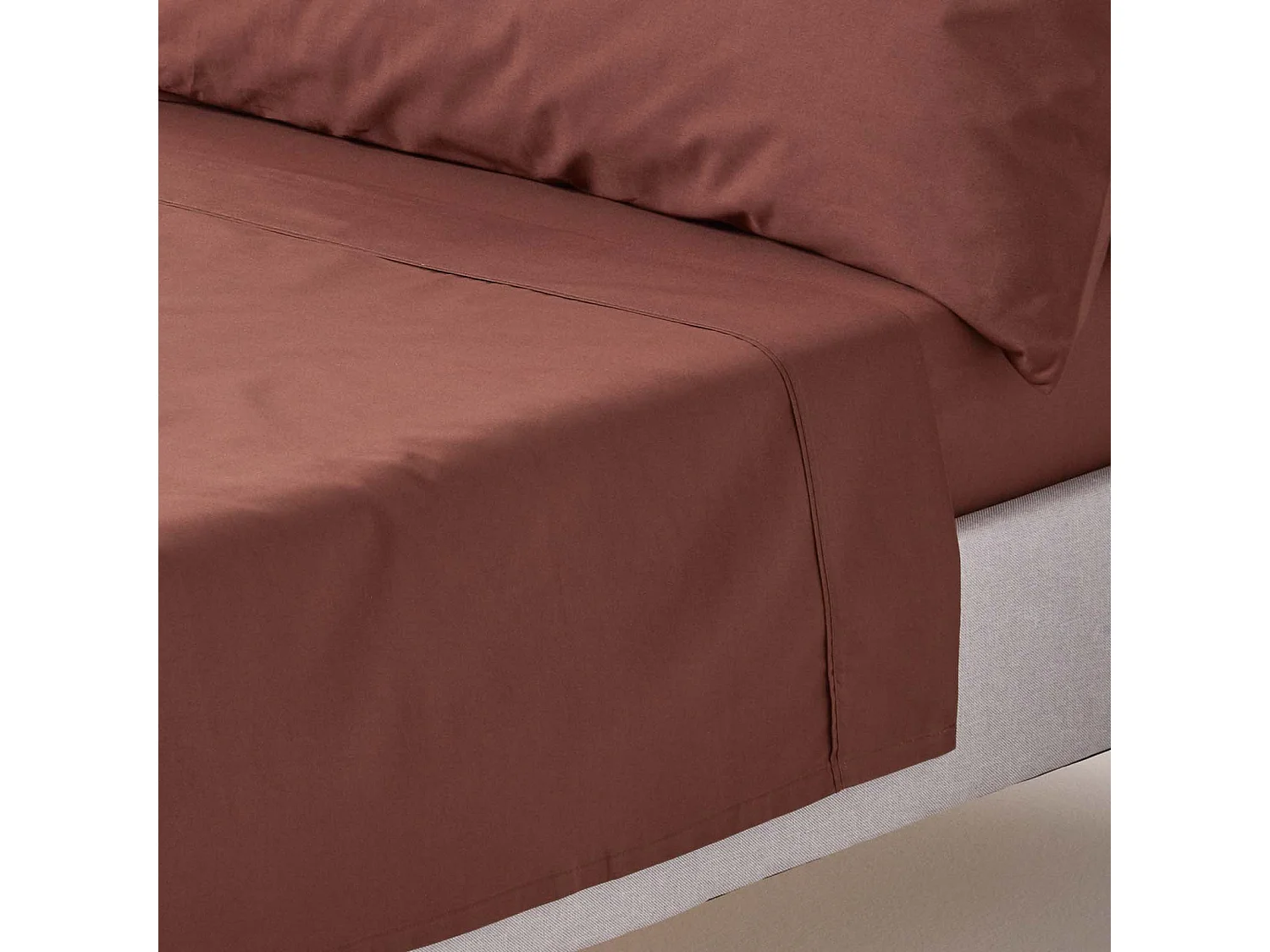 Homescapes Chocolate Egyptian Cotton Flat Sheet 200 TC, Single