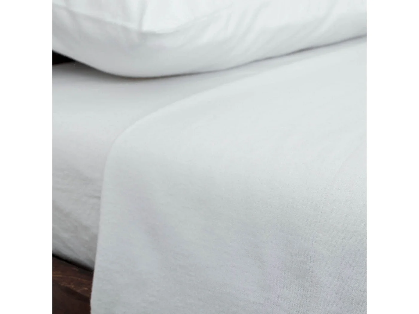 Homescapes White Luxury Brushed Cotton Flannelette Flat Sheet 100% Cotton, Single