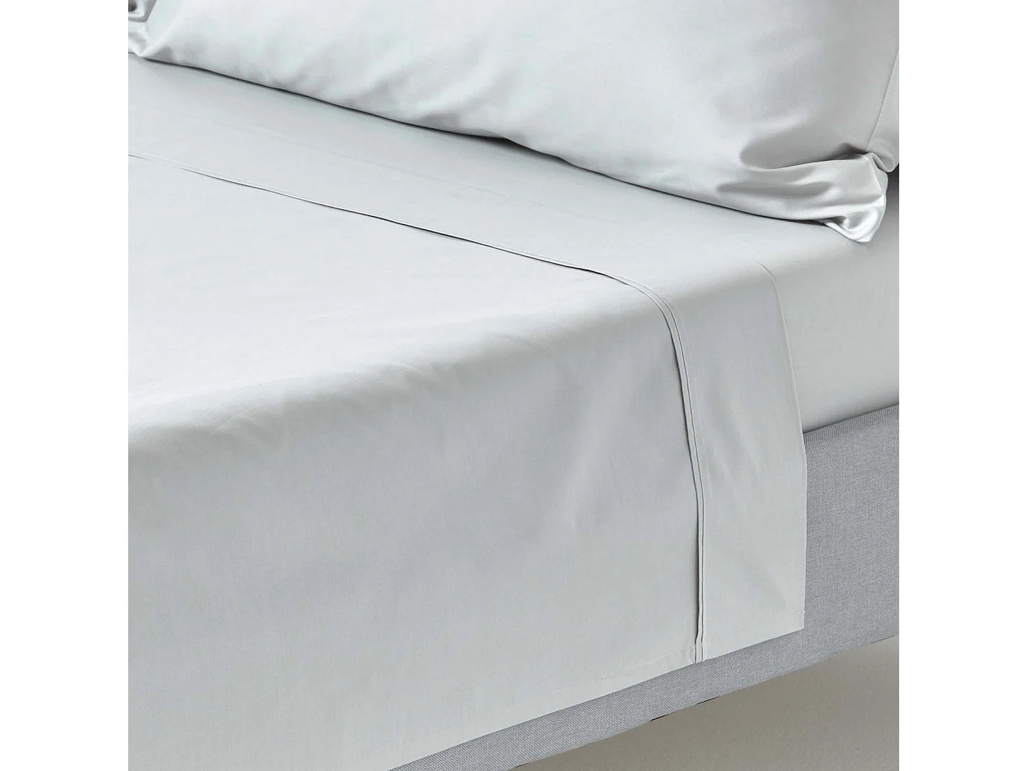 Homescapes Silver Grey Egyptian Cotton Flat Sheet 200 TC, Single