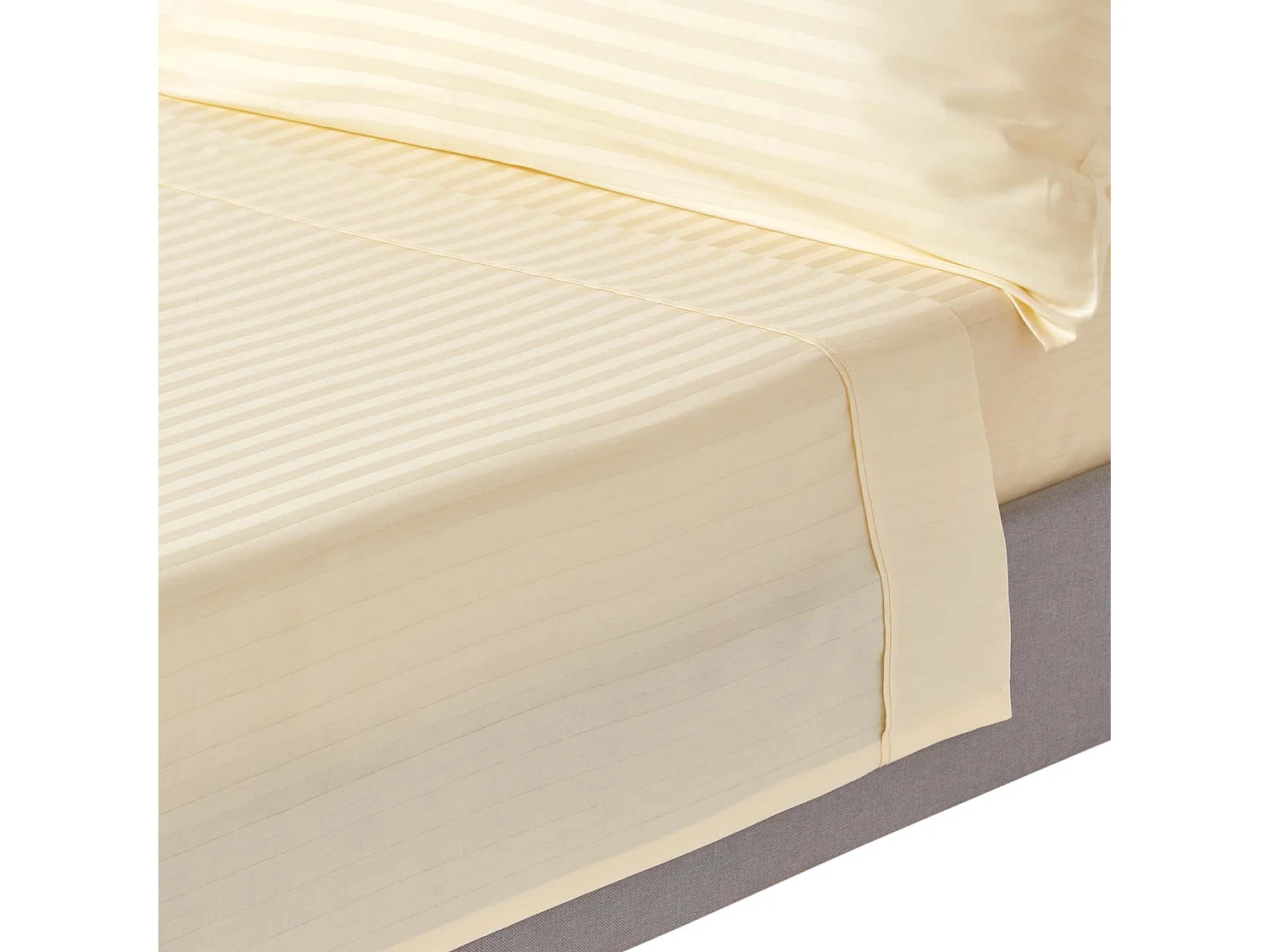 Homescapes Pastel Yellow Egyptian Cotton Satin Stripe Flat Sheet 330 TC, Double