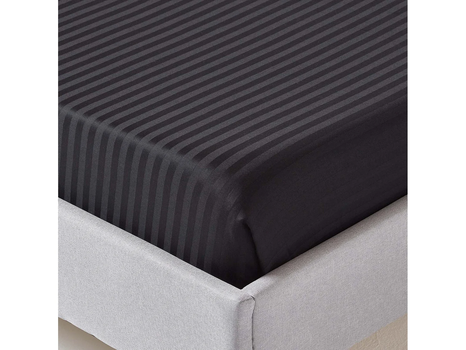 Homescapes Black Egyptian Cotton Satin Stripe Flat Sheet 330 TC, Single