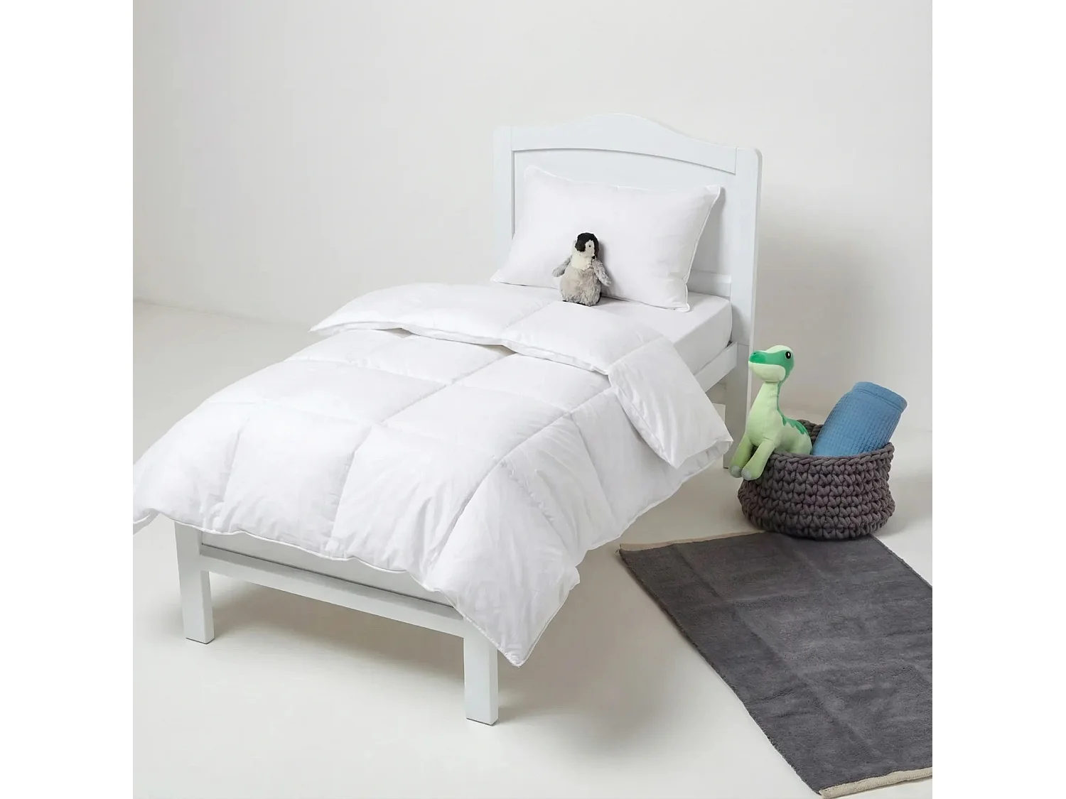 Homescapes Kids 10.5 Tog Super Microfibre Duvet & Pillow Set