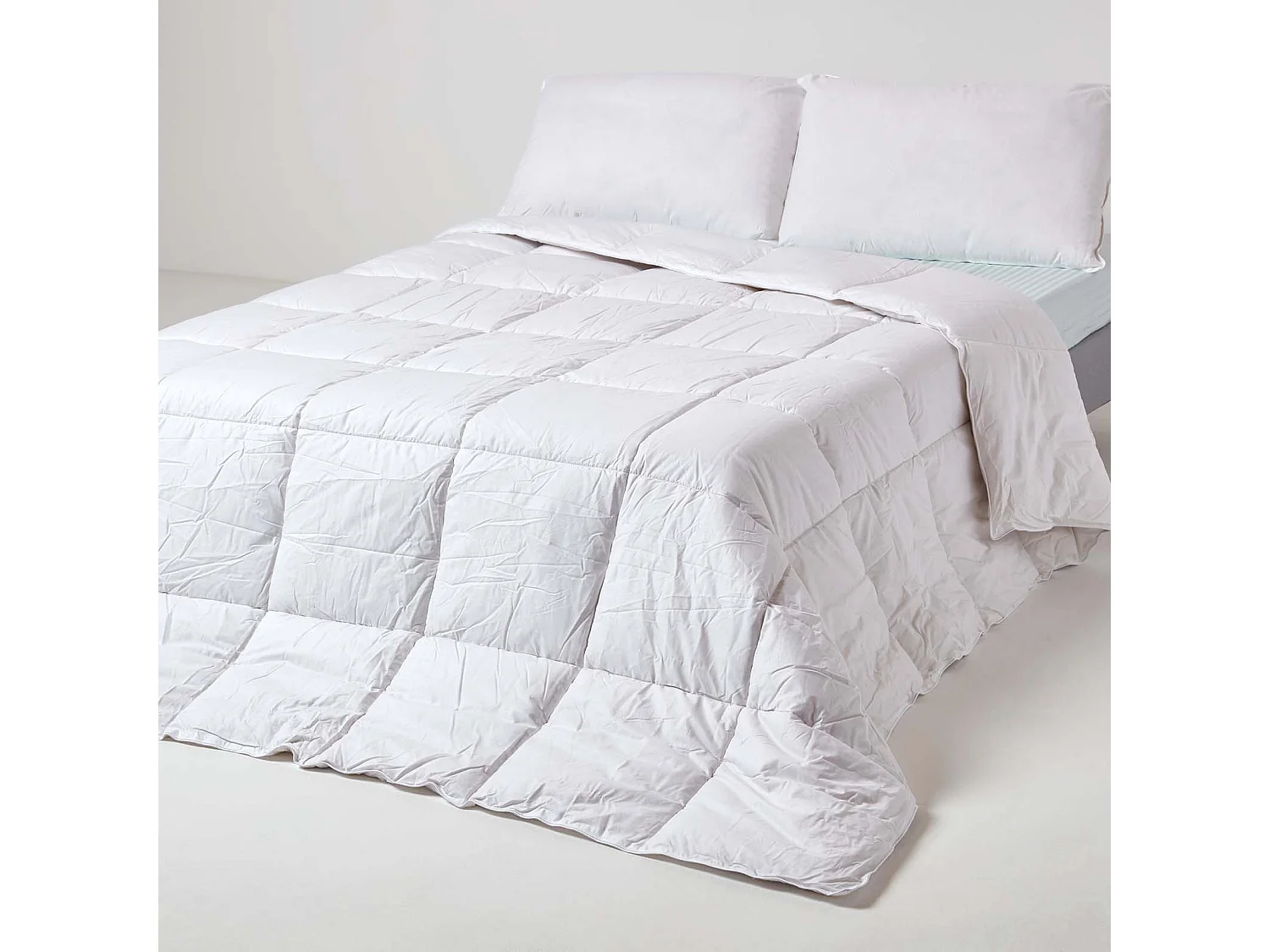 Homescapes Indulgent Pure Mulberry Silk Blend 13.5 Tog Autumn/Winter Duvet, Double