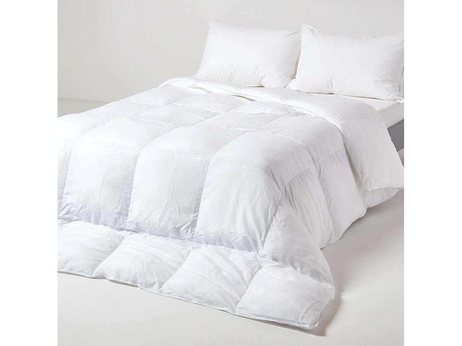 Homescapes Luxury Hotel Quality Super Microfibre 10.5 Tog Super King Size Autumn Duvet