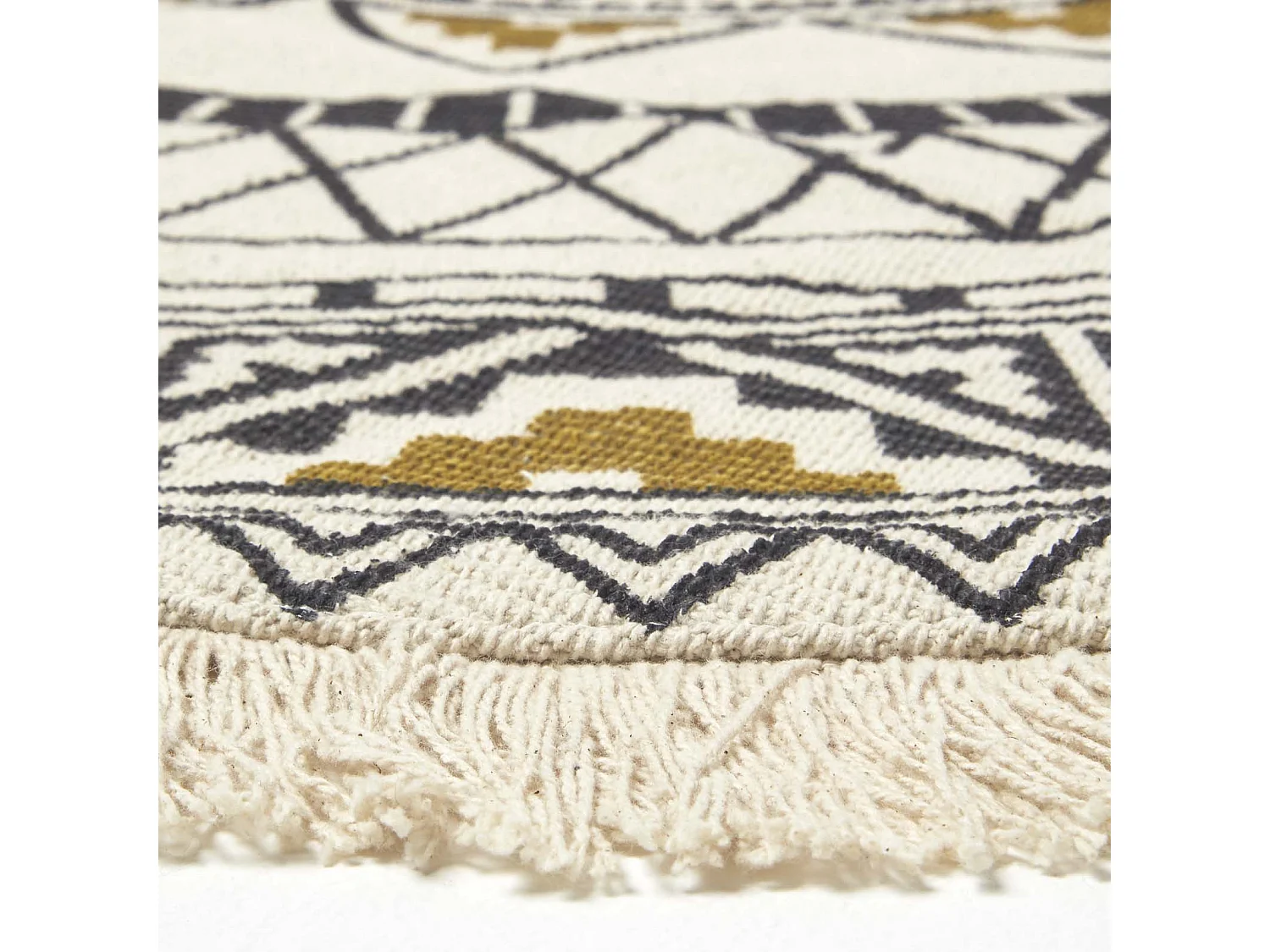 Homescapes Black & Gold 100% Cotton Mandala Printed Round Rug