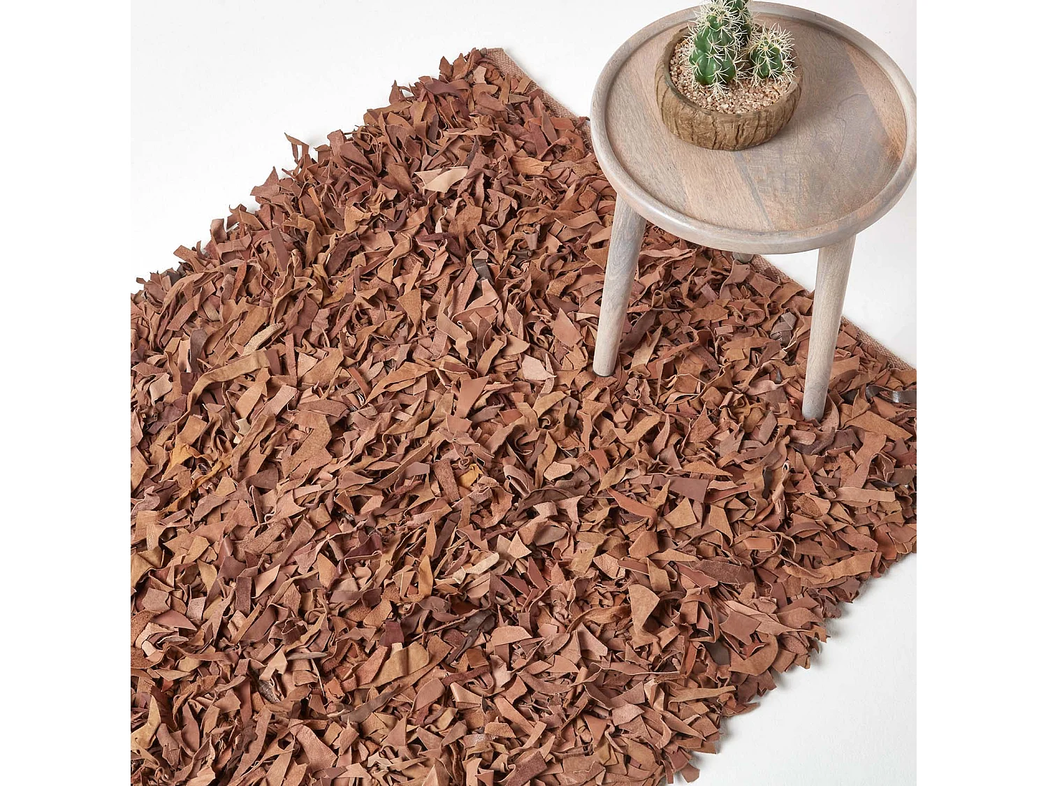 Homescapes Dallas Leather Shaggy Rug Brown, 90 x 150 cm