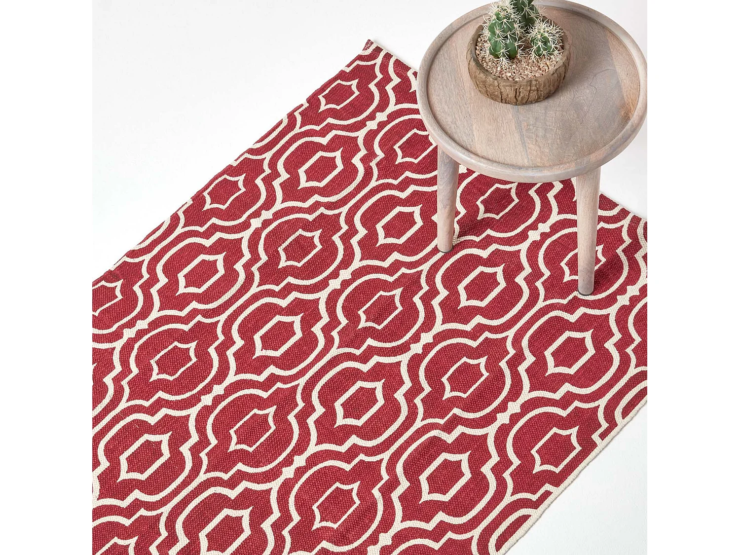 Homescapes Riga Red and White 100% Cotton Printed Patterned Rug, 90 x 150 cm