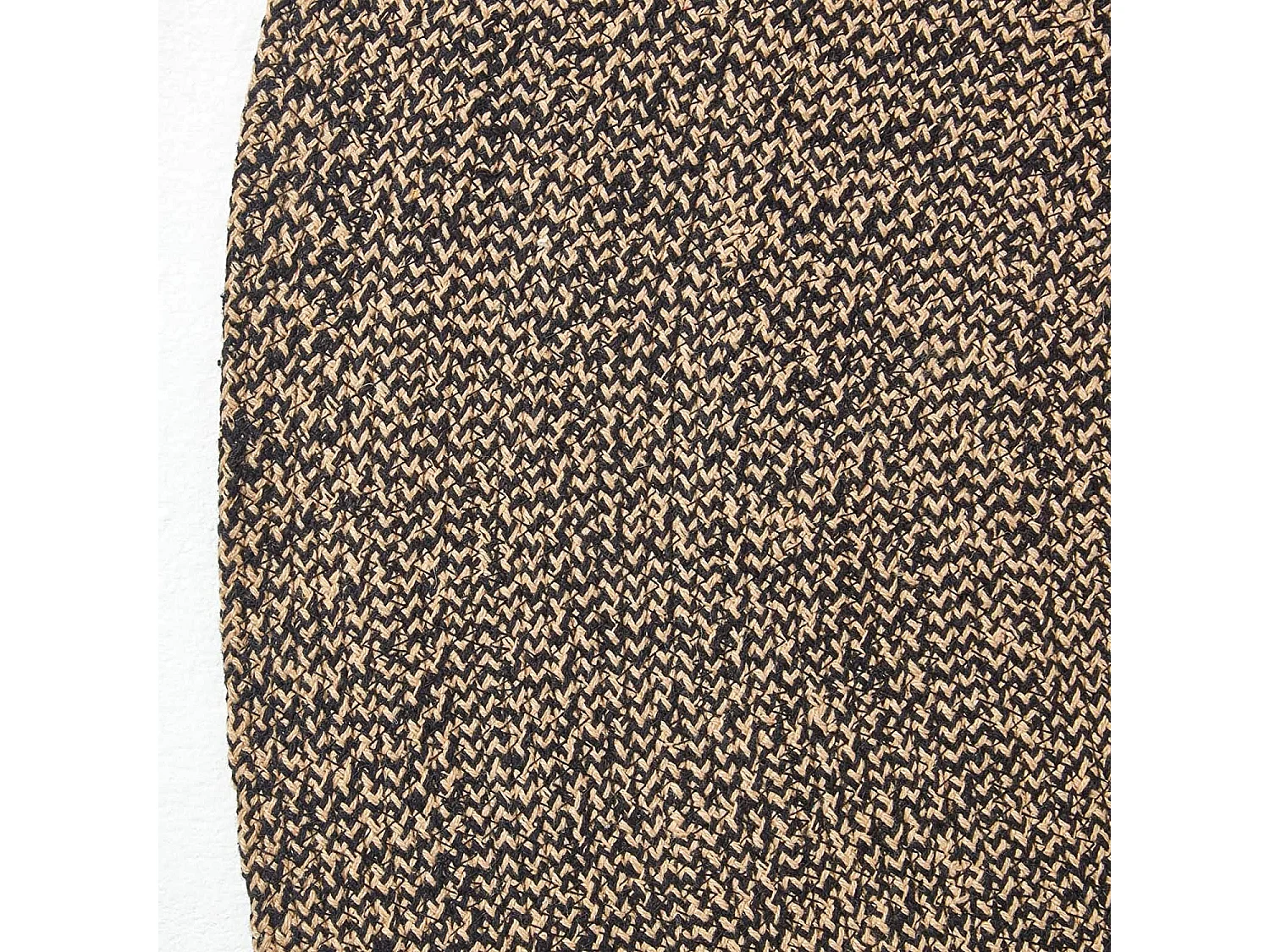 Homescapes Linen and Black Melange Braided Rug, 150 cm Round
