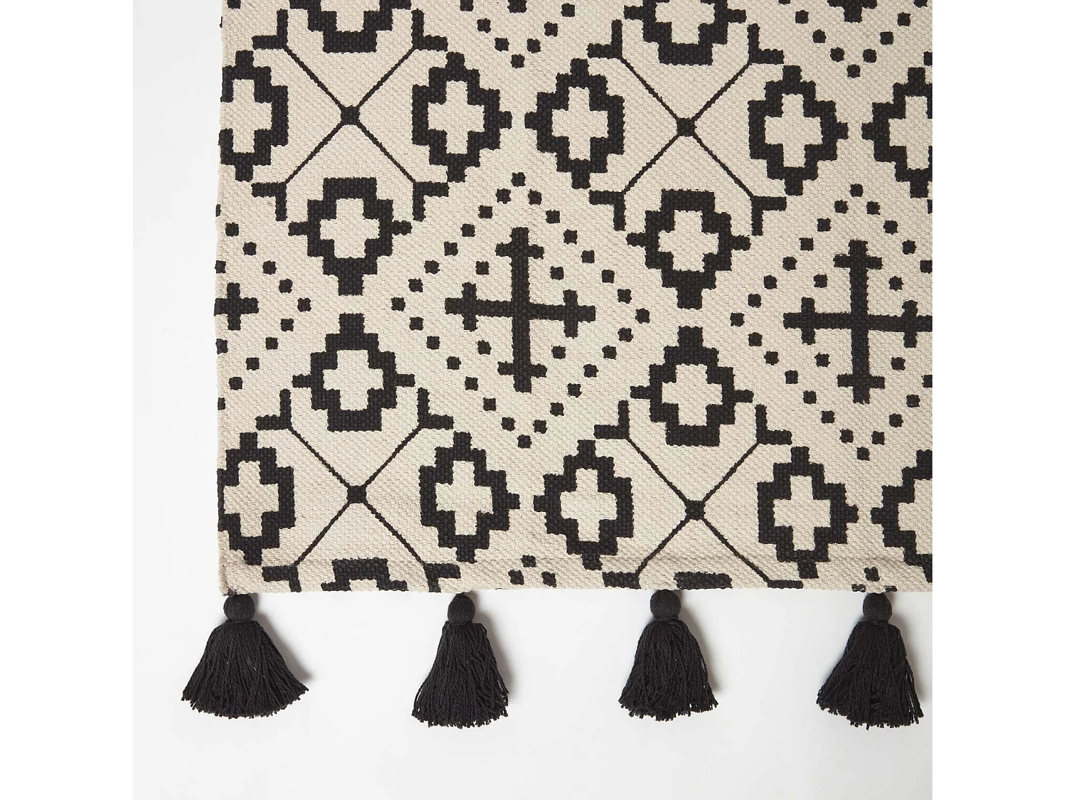 Homescapes Reva Black & White Handwoven Cotton Geometric Rug 160 x 230 cm