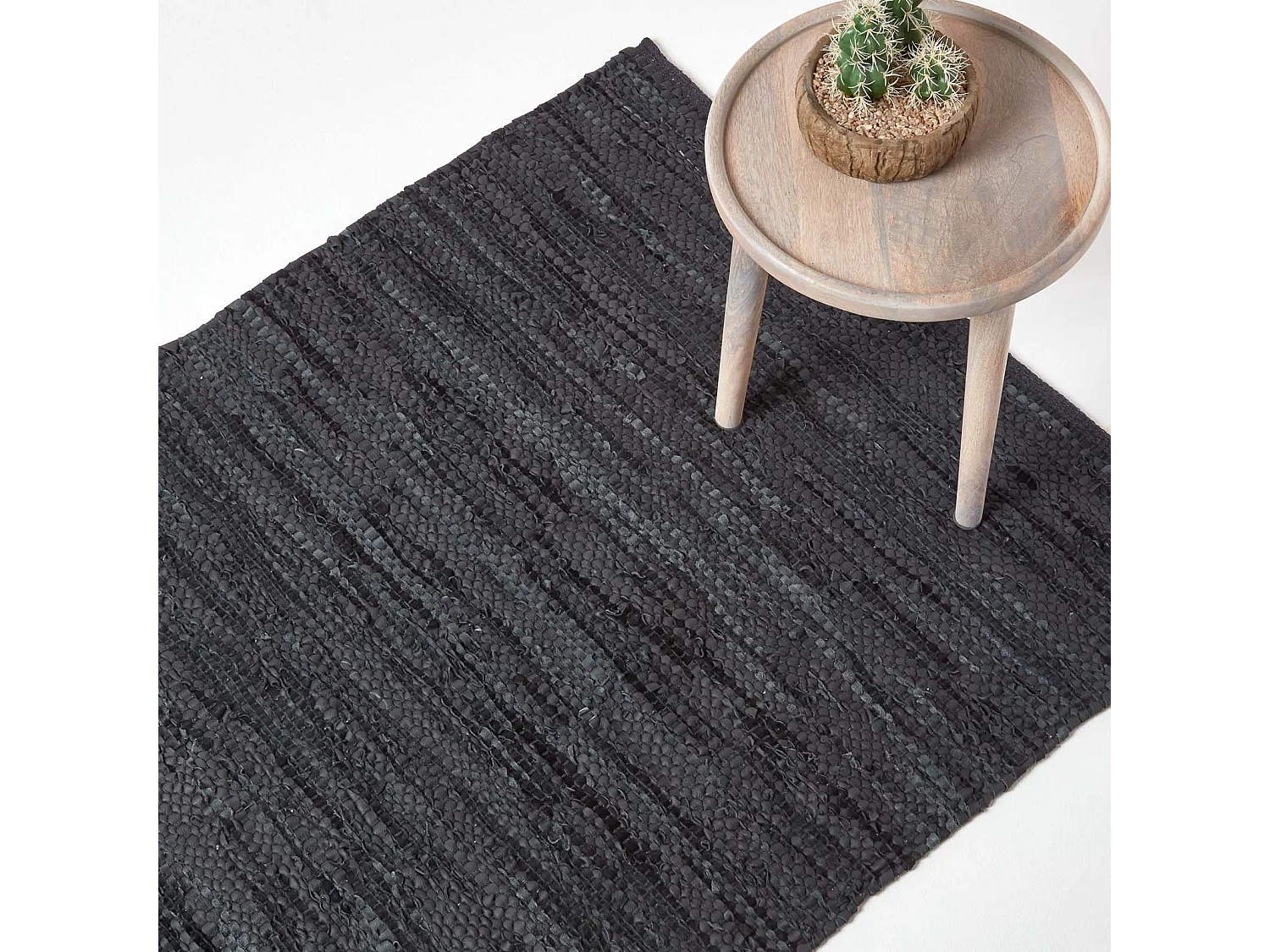 Homescapes Denver Leather Woven Rug Black, 150 x 240 cm
