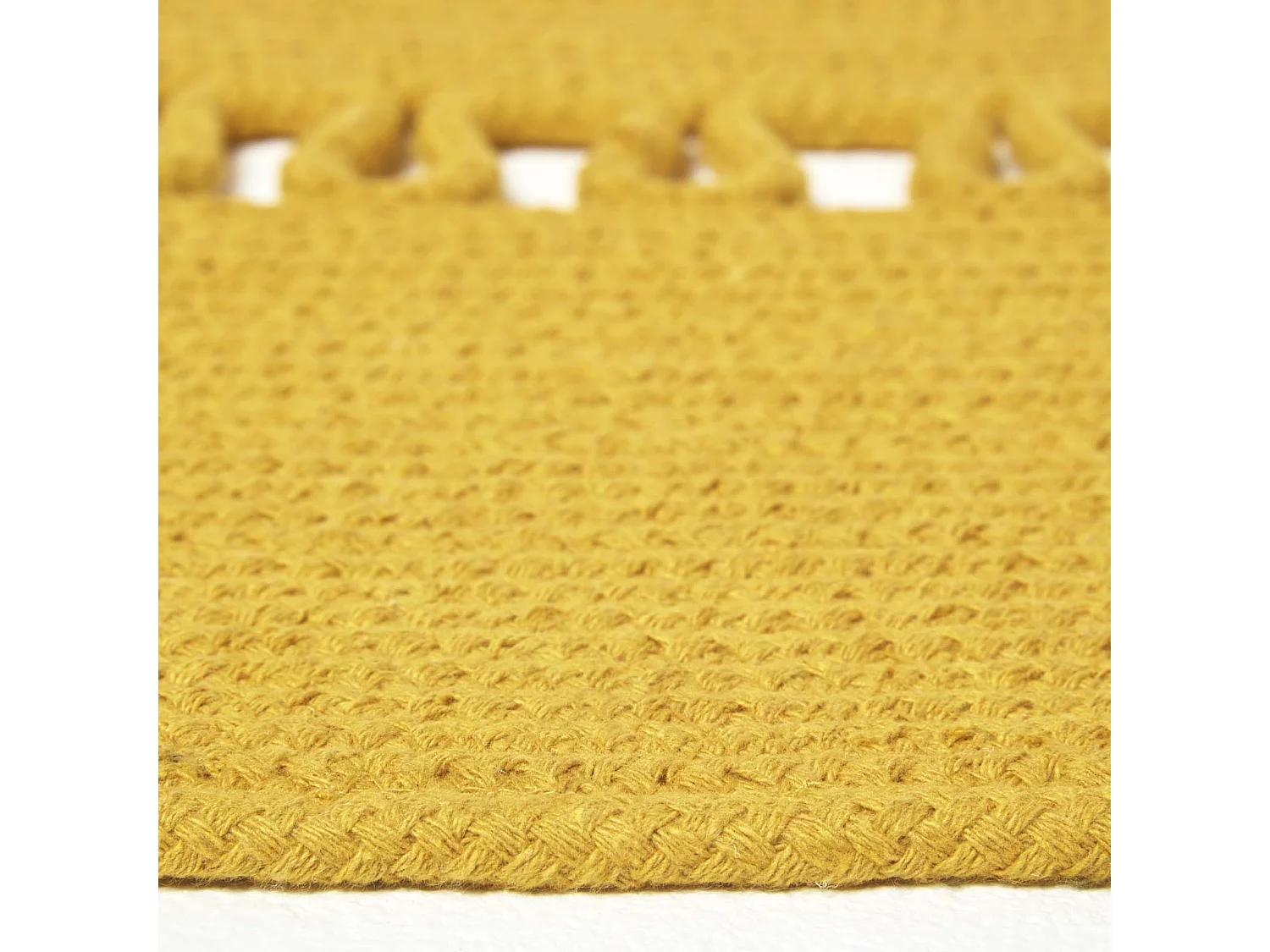 Homescapes Mustard Crochet Braided Rug 120cm Round