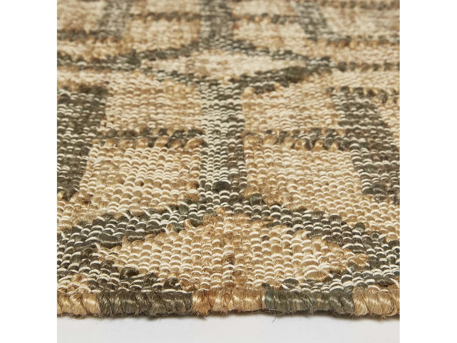 Homescapes Tiran Brown Geometric Handwoven Jute Rug, 160 x 230 cm