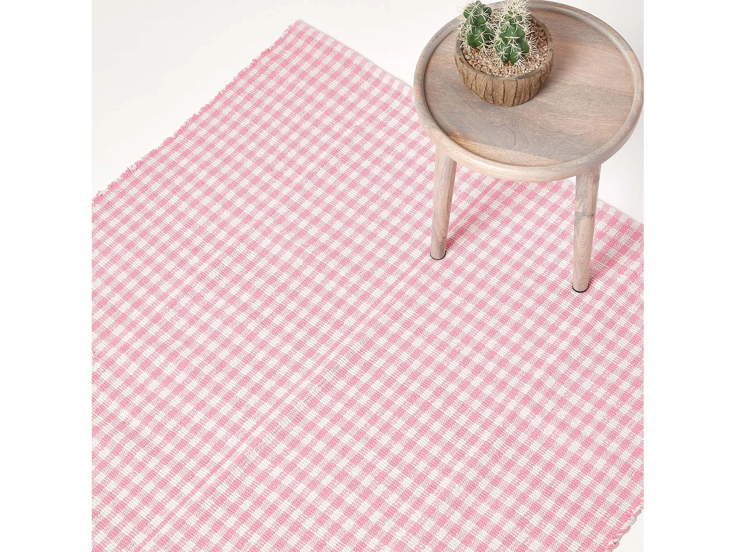 Homescapes Cotton Gingham Check Rug Hand Woven Pink White, 60 x 90 cm