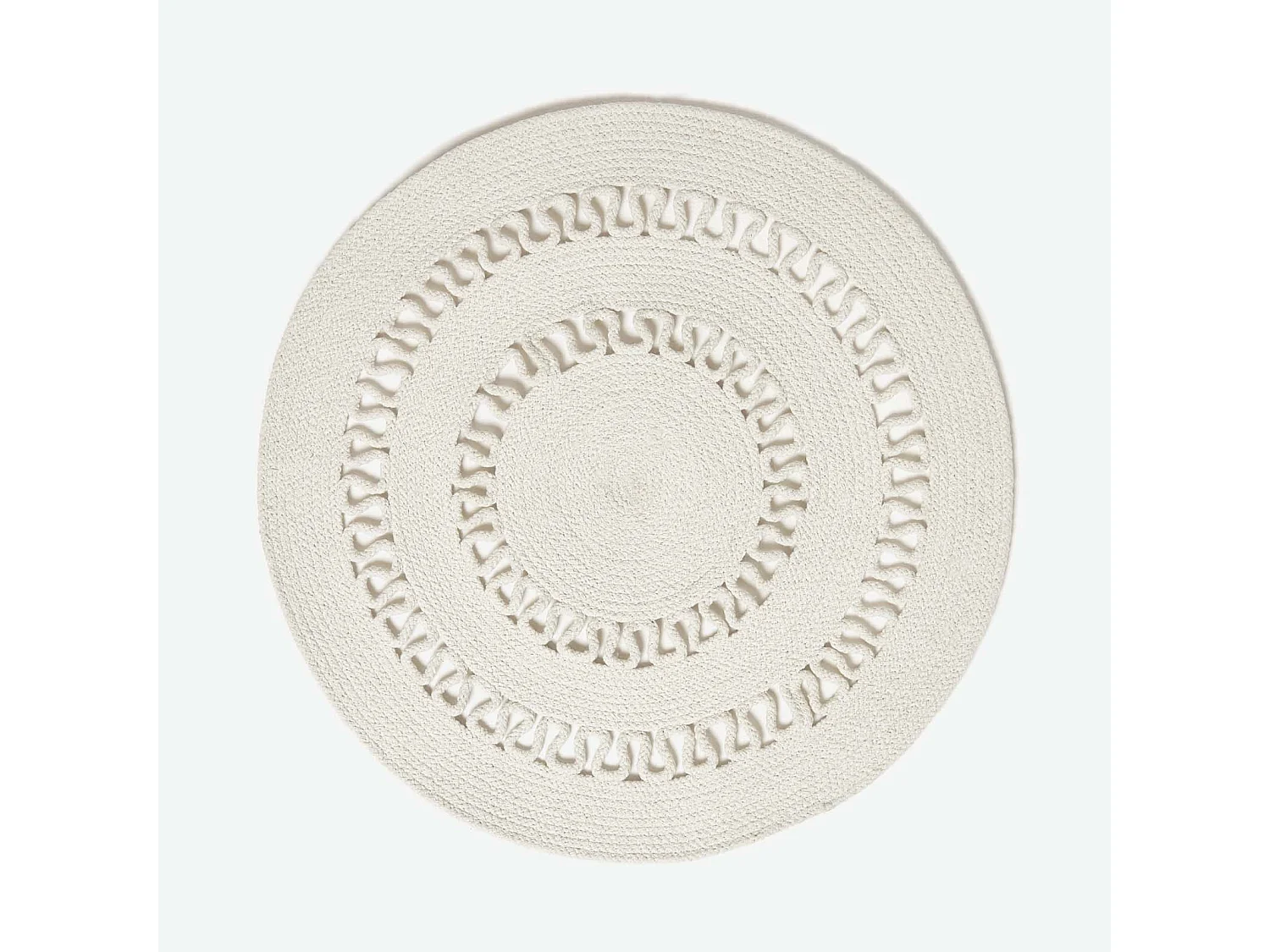 Homescapes Natural Crochet Braided Rug 90cm Round