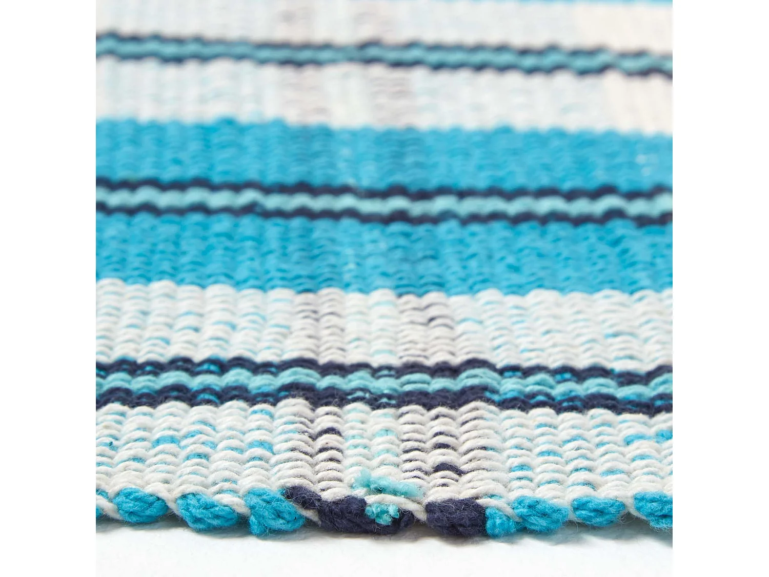 Homescapes Irvine Handwoven Blue Tartan 100% Cotton Rug, 150 x 240 cm