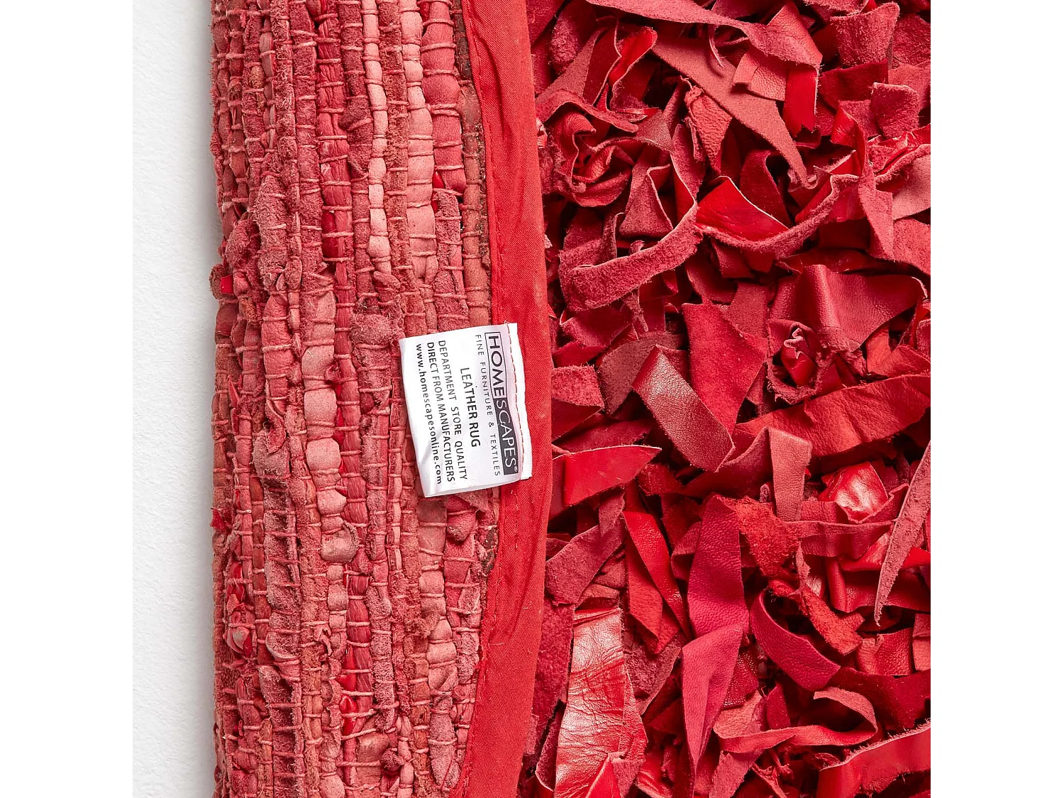 Homescapes Dallas Leather Shaggy Rug Red, 150 cm Round