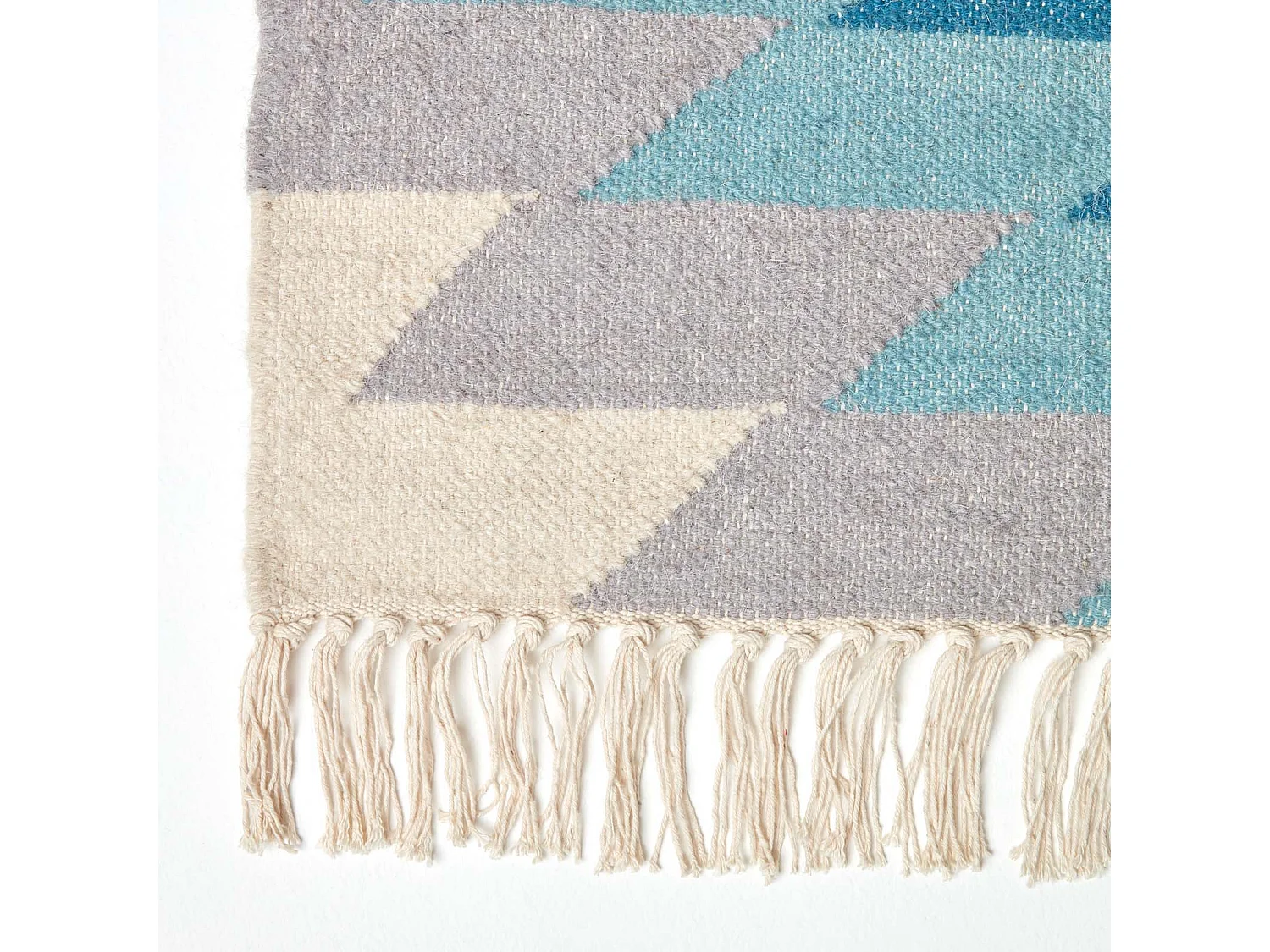 Homescapes Helsinki Handwoven Geometric Pattern Blue Grey and Cream Kilim Wool Rug, 120 x 170 cm