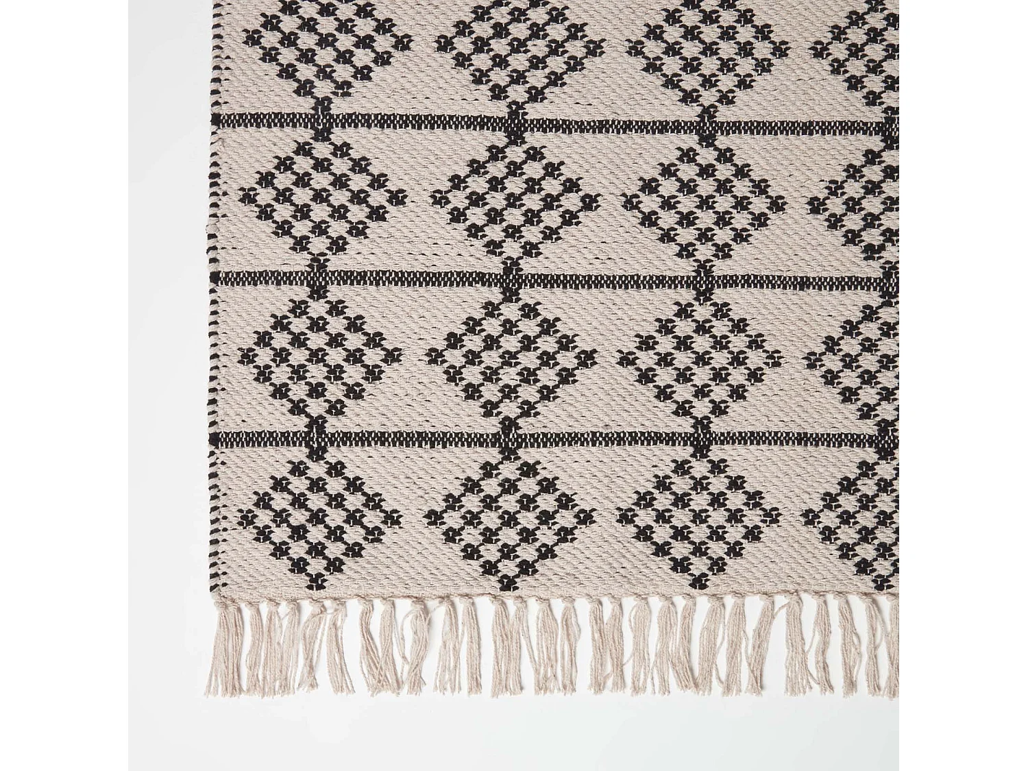 Homescapes Adana Handwoven Monochrome Cotton Textured Rug, 120 x 170 cm