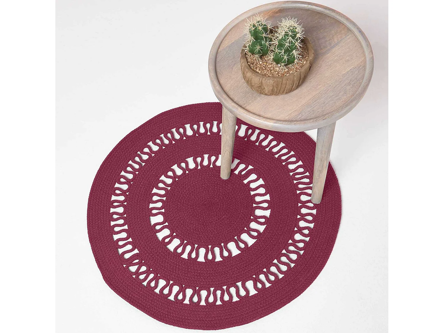 Homescapes Plum Crochet Braided Rug 90cm Round
