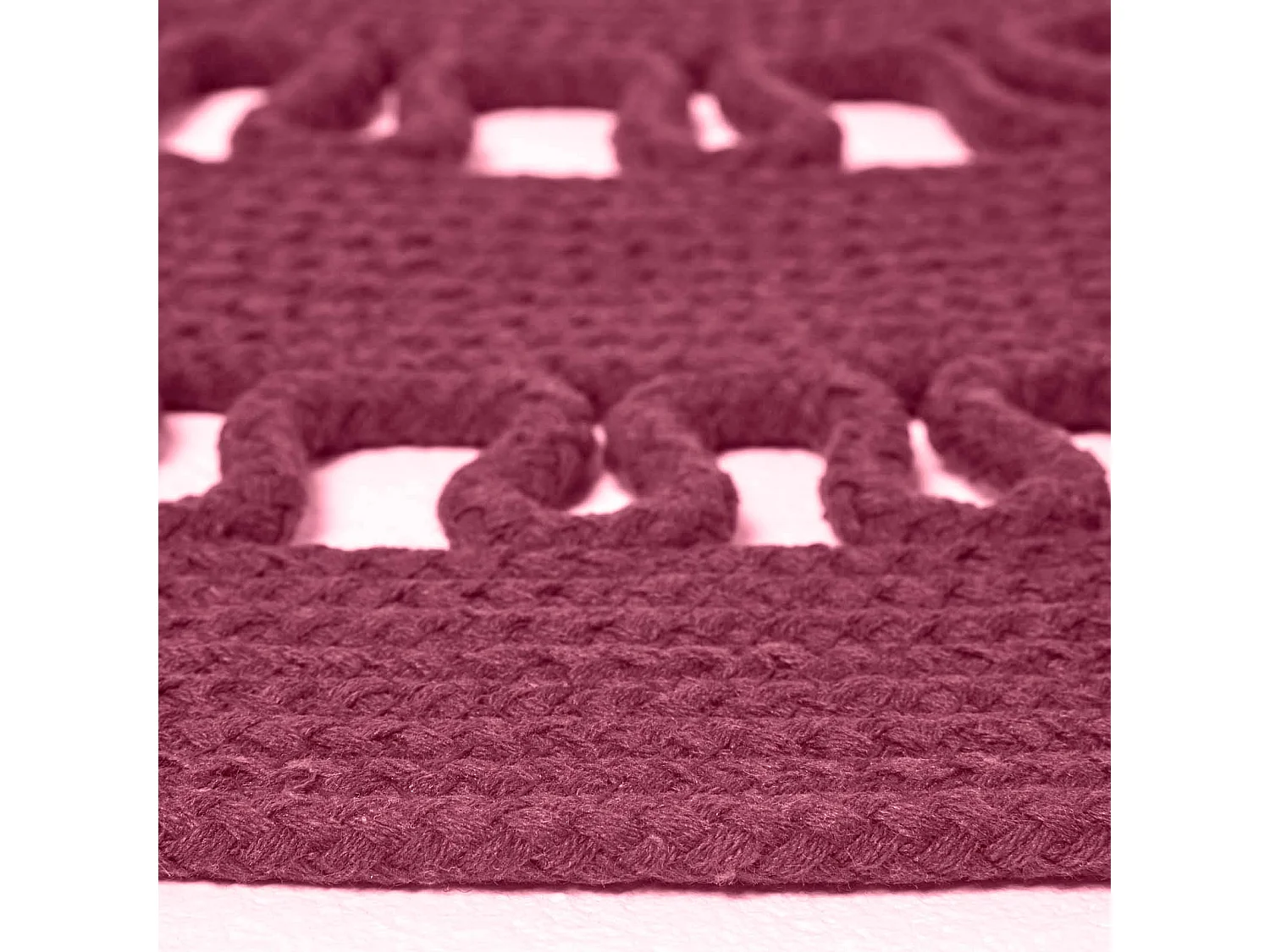 Homescapes Plum Crochet Braided Rug 90cm Round