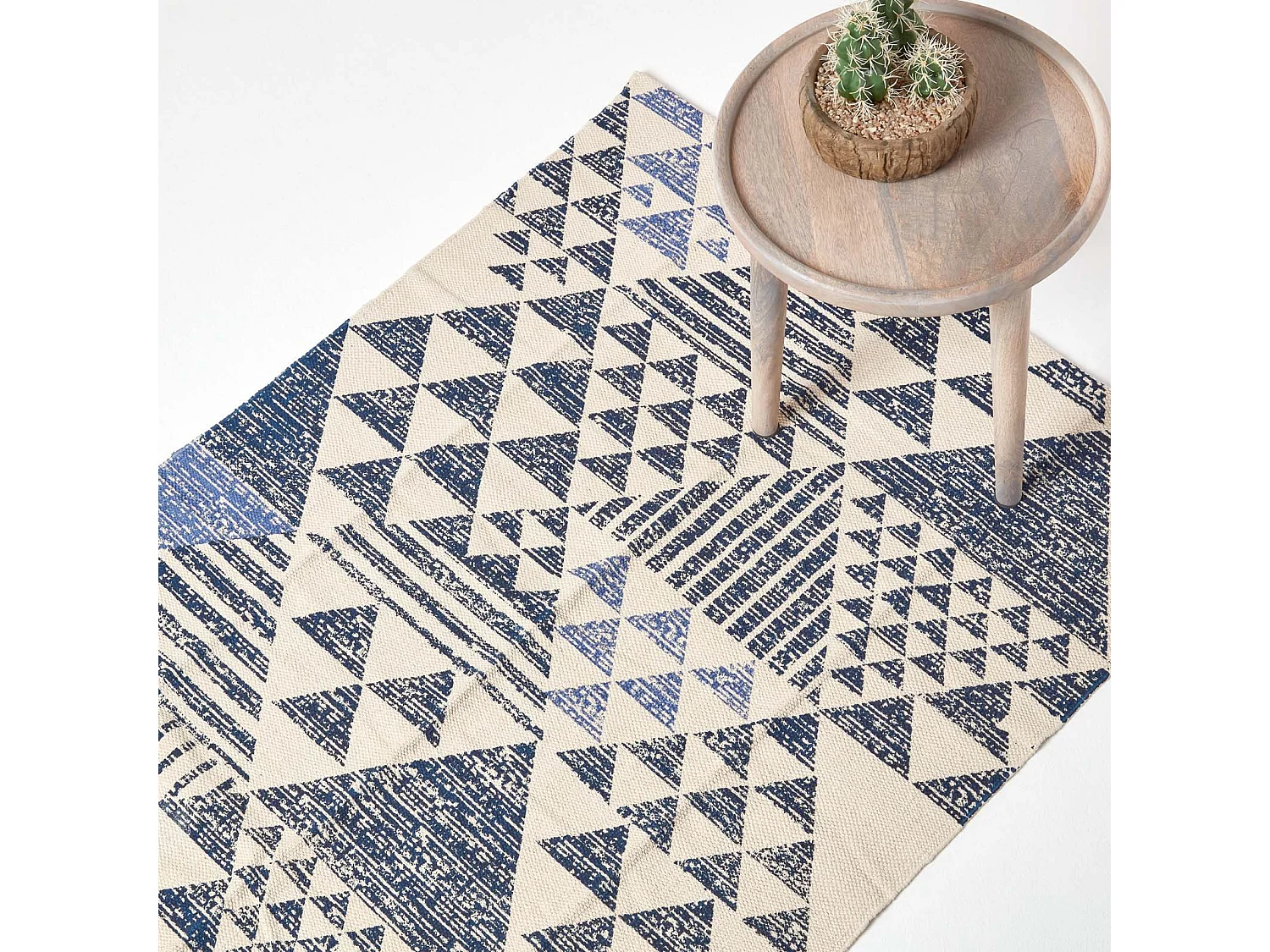 Homescapes Delphi Blue and White Geometric Style 100% Cotton Printed Rug, 160 x 230 cm