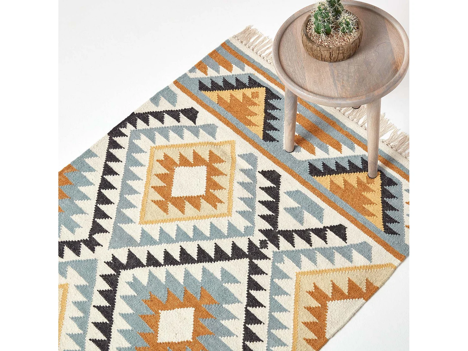 Homescapes Agra Handwoven Ochre Gold, Silver Grey and Black Diamond Pattern Kilim Wool Rug, 160 x 230 cm
