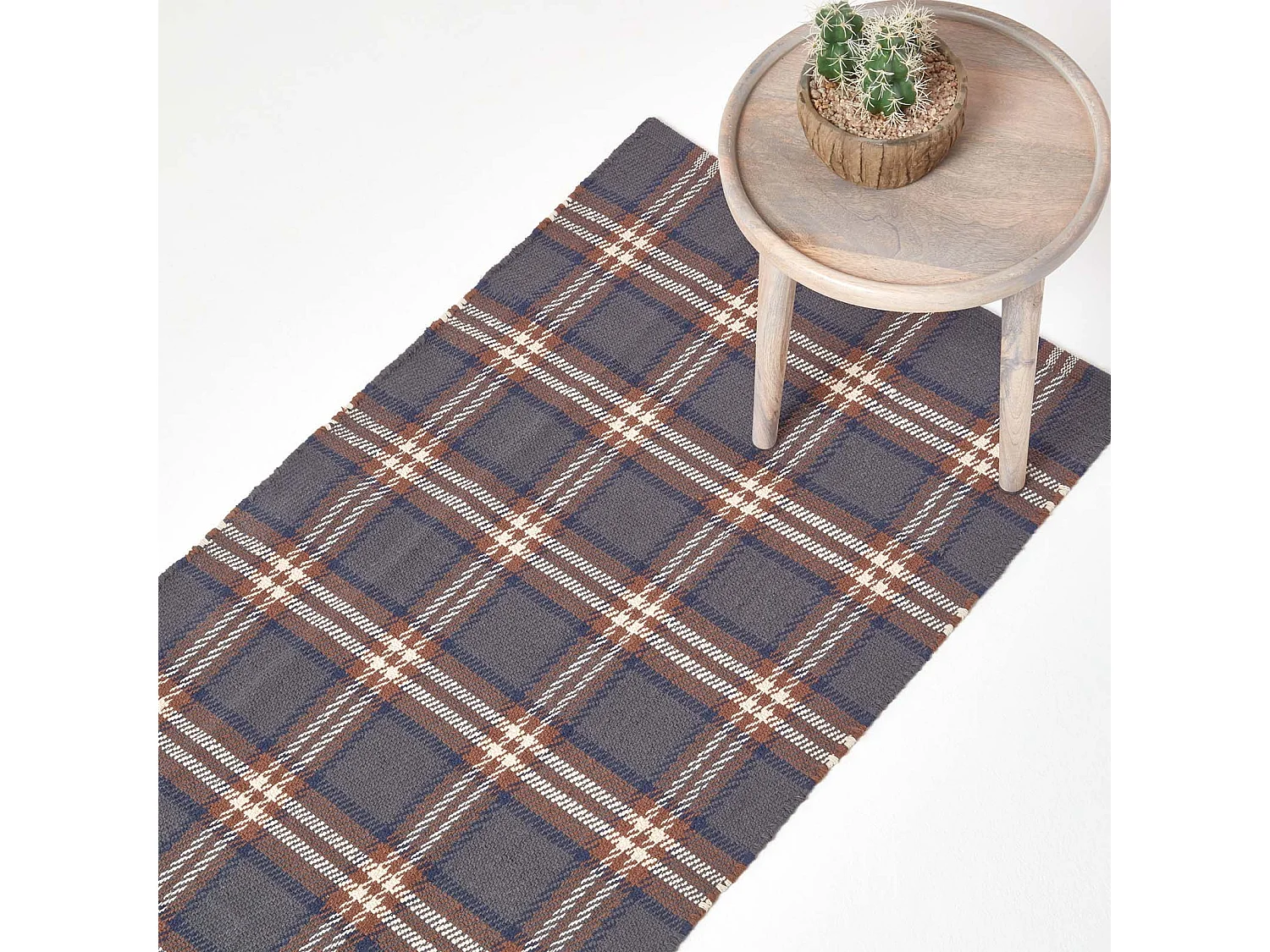 Homescapes Hamilton Handwoven Grey and Brown Tartan 100% Cotton Rug, 66 x 200 cm