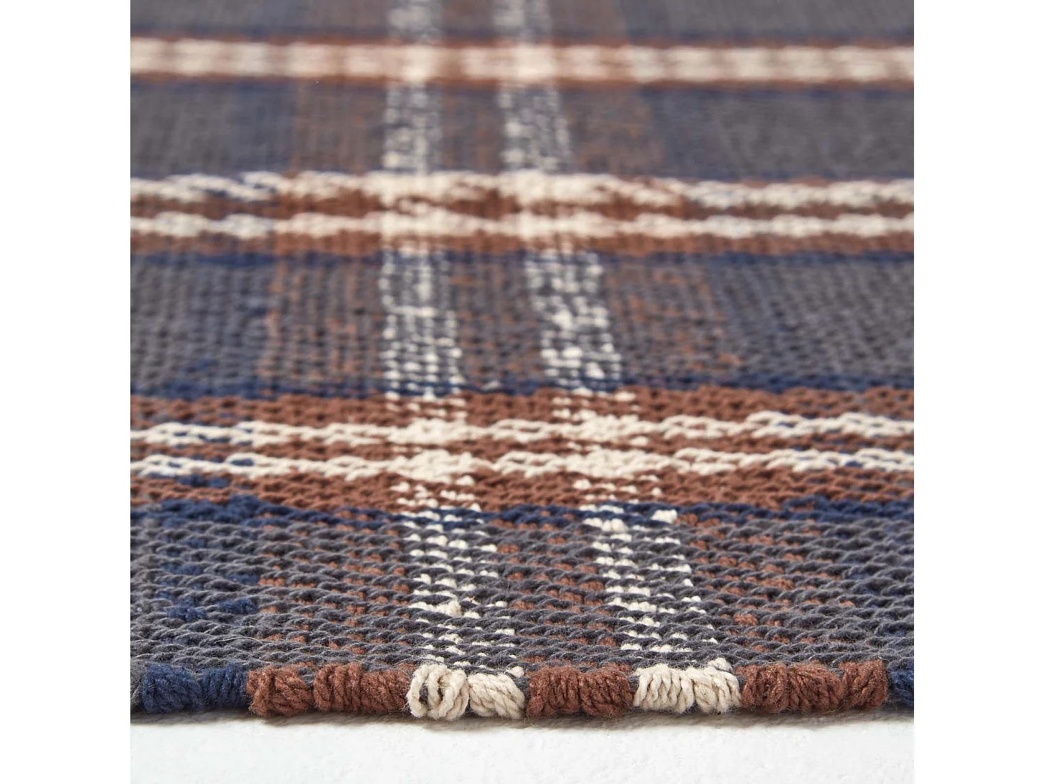 Homescapes Hamilton Handwoven Grey and Brown Tartan 100% Cotton Rug, 66 x 200 cm