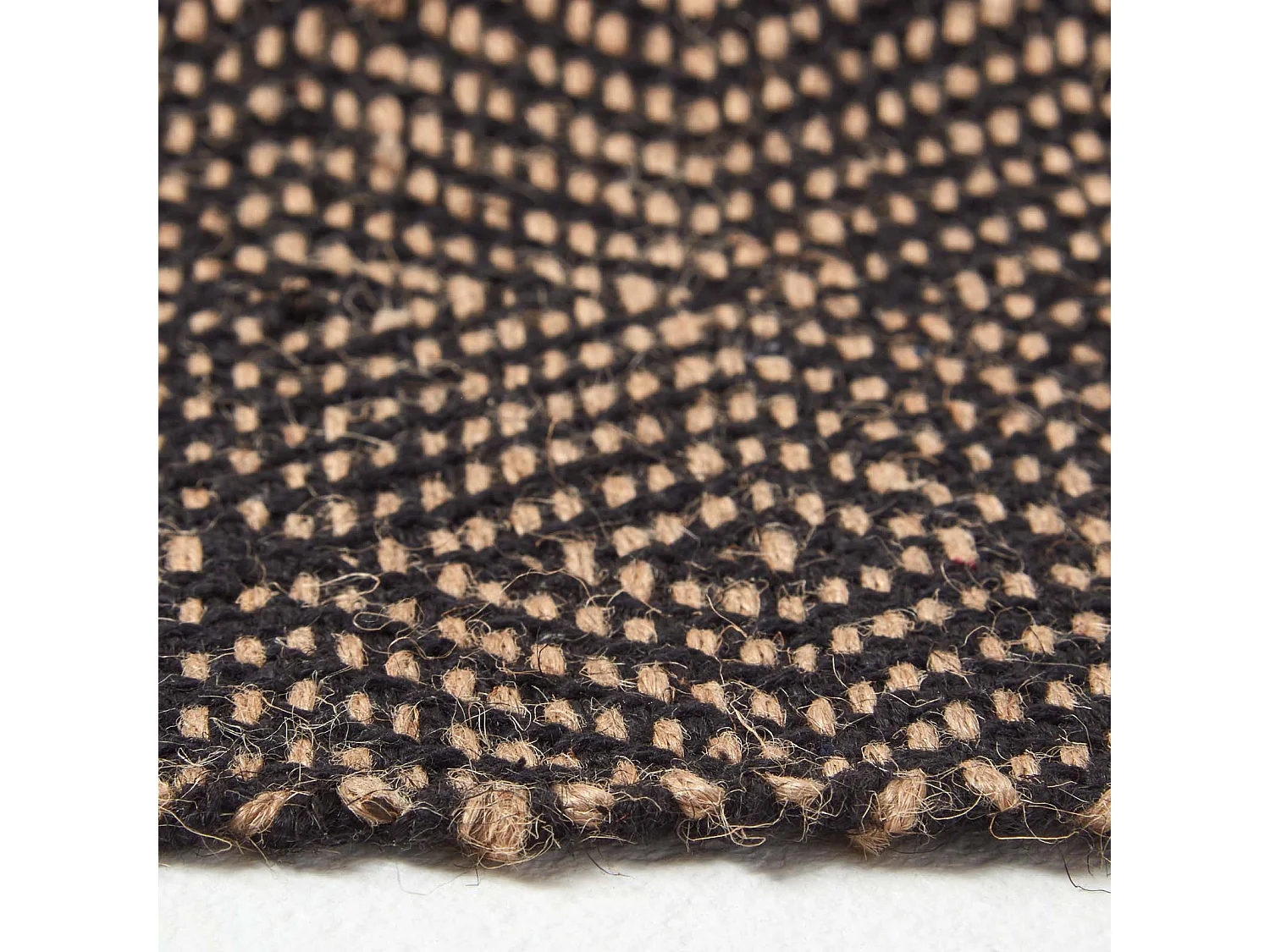 Homescapes Black Geometric Jute Rug 60 x 100 cm
