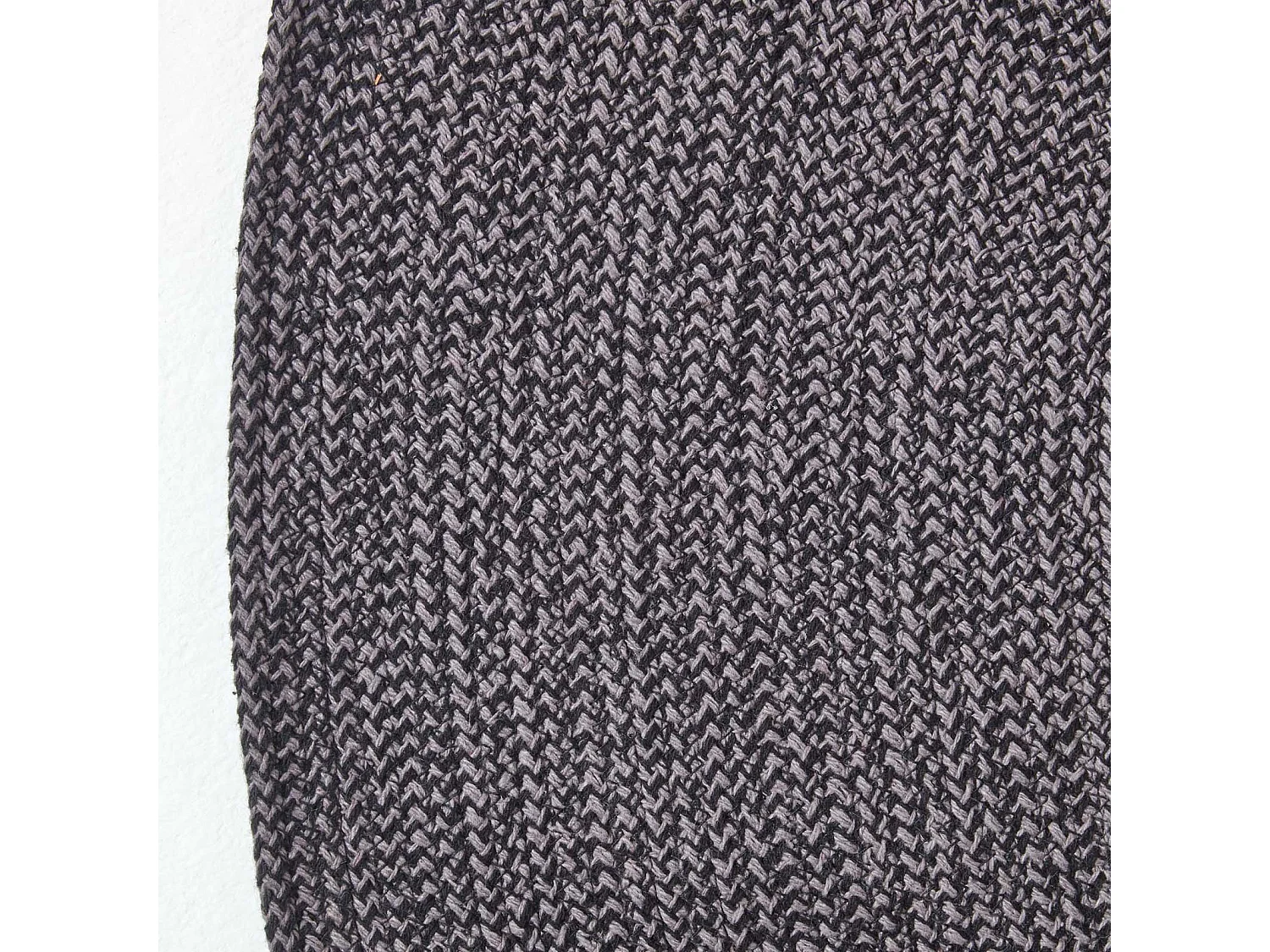 Homescapes Grey and Black Handmade Woven Braided Rug, 120 cm Round