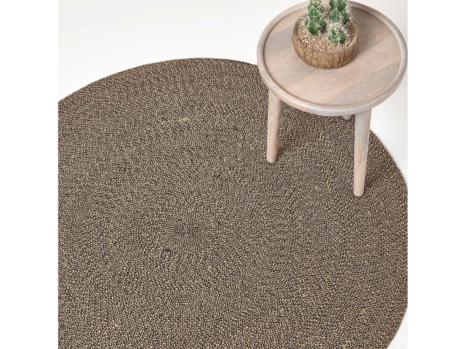 Homescapes Linen and Black Handmade Woven Braided Rug, 120 cm Round