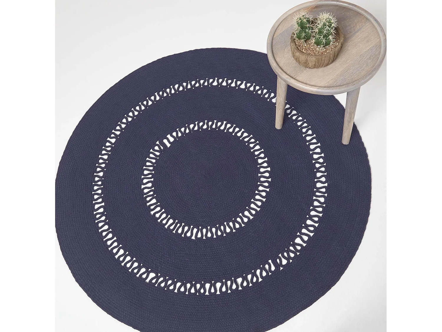 Homescapes Navy Crochet Braided Rug 150cm Round