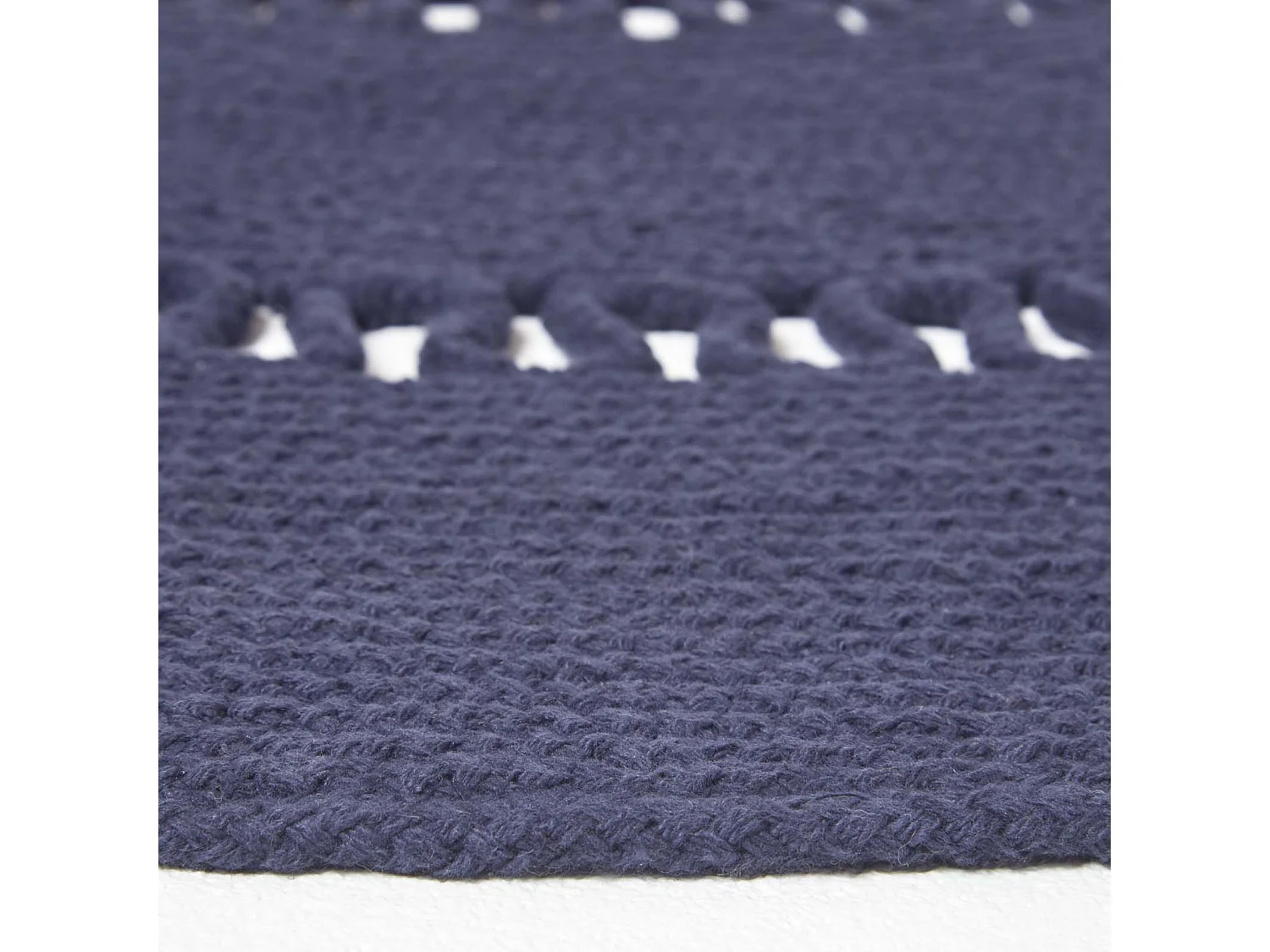 Homescapes Navy Crochet Braided Rug 150cm Round