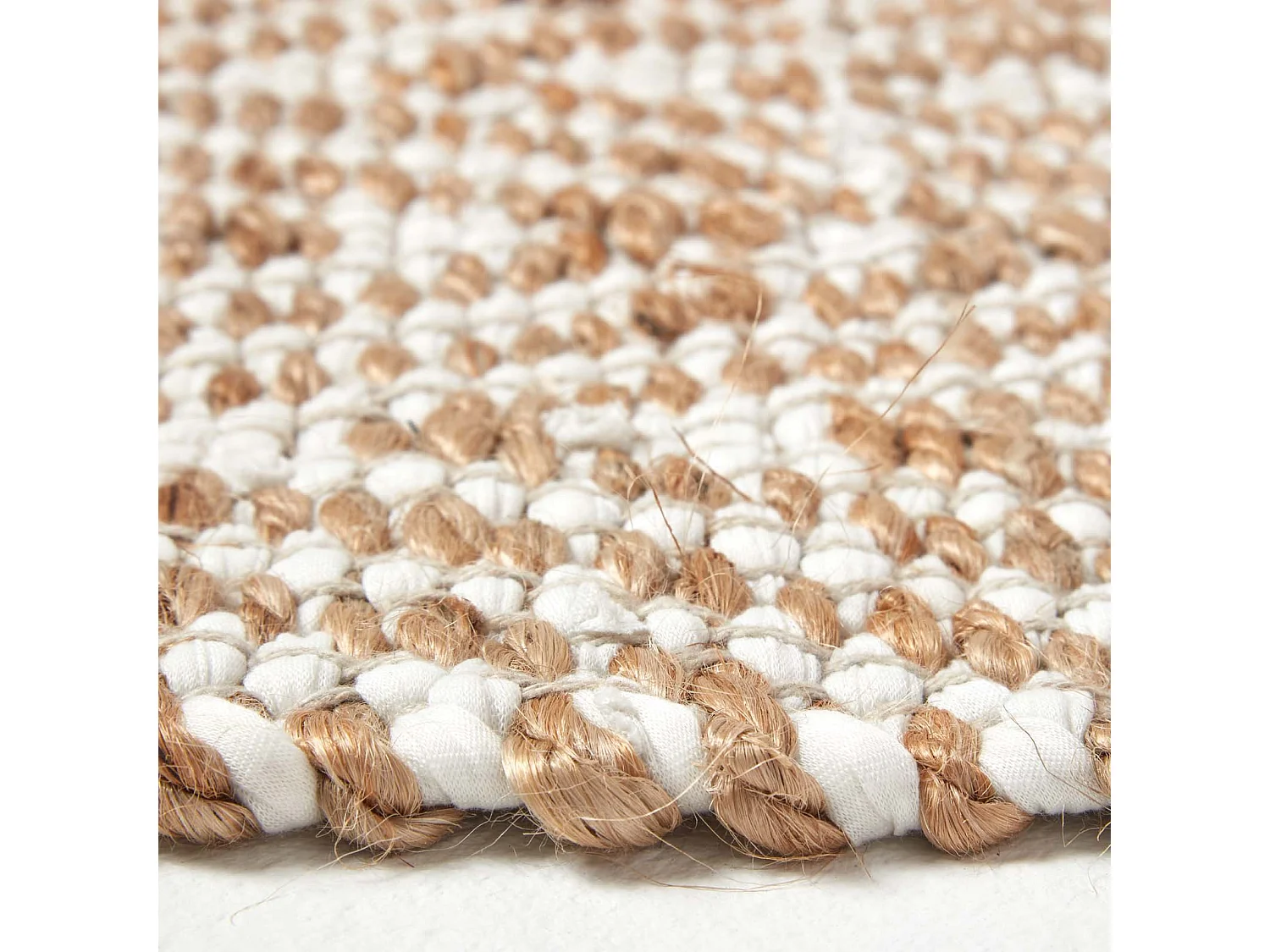 Homescapes Sierra Neutral Diamond Pattern Hemp Chindi Rug, 90 x 150 cm