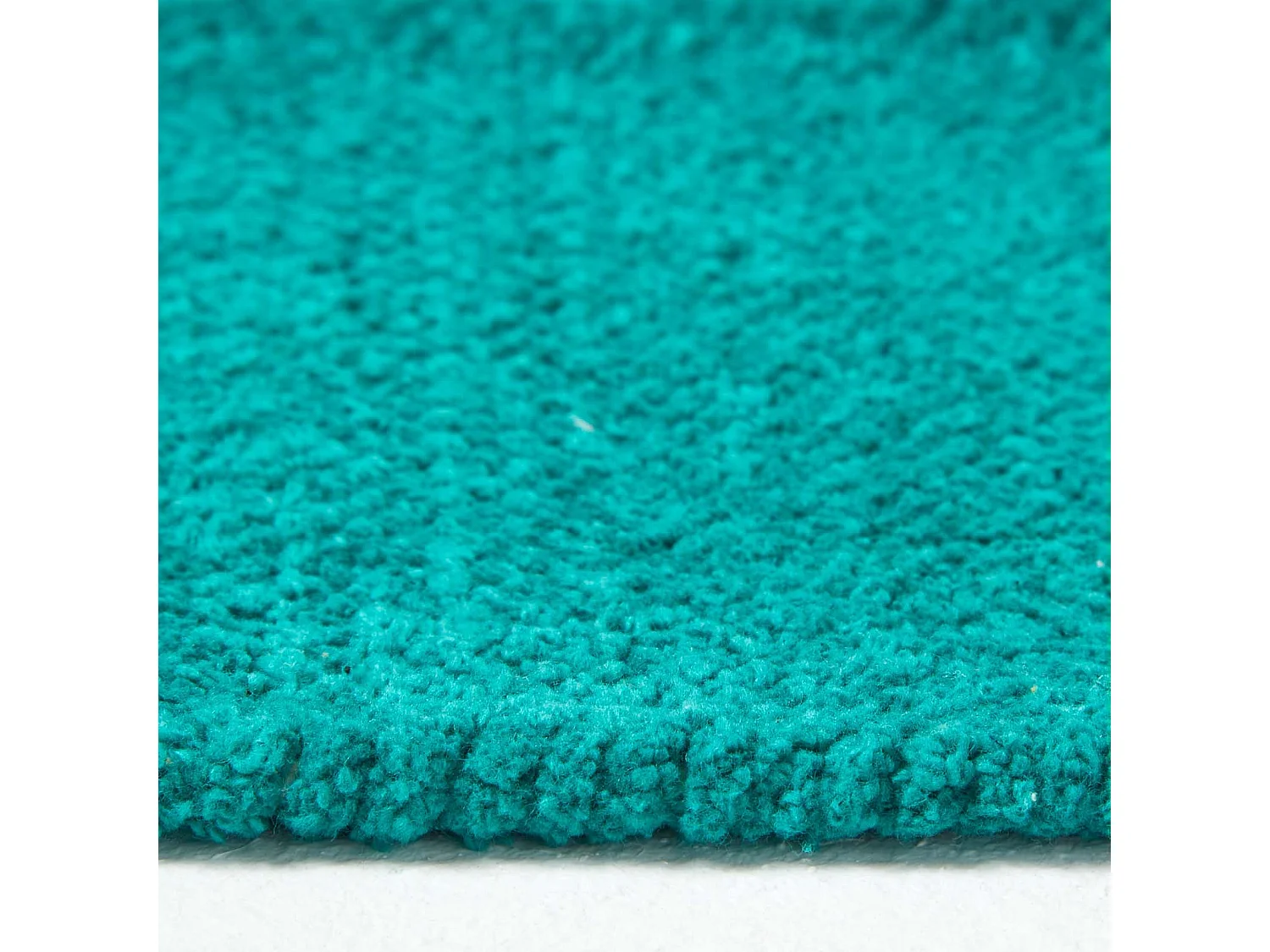 Homescapes Teal Green 100% Cotton Plain Chenille Rug with Natural Trim, 66 x 200 cm