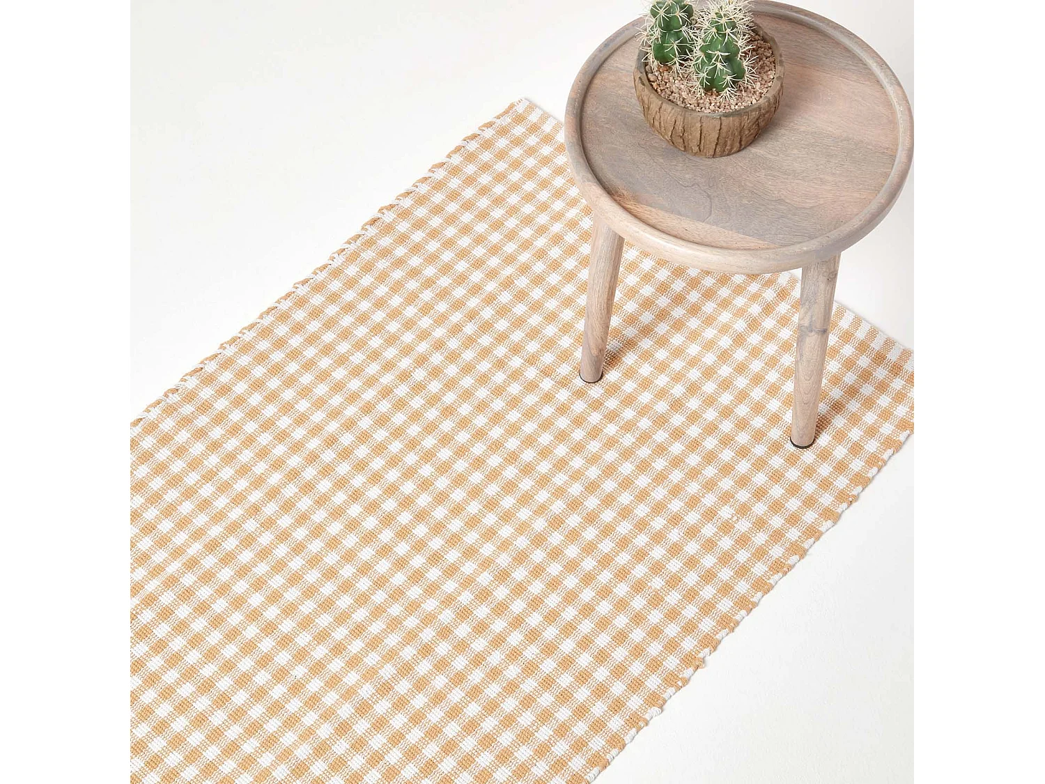 Homescapes Cotton Gingham Check Rug Hand Woven Beige White, 66 x 200 cm