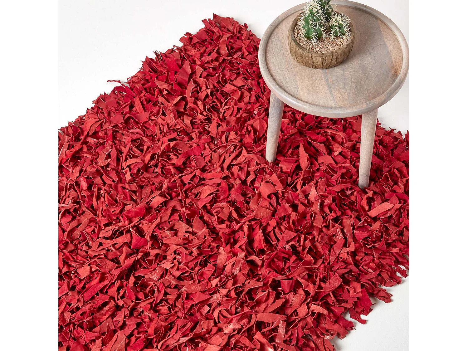 Homescapes Dallas Leather Shaggy Rug Red, 150 x 240 cm