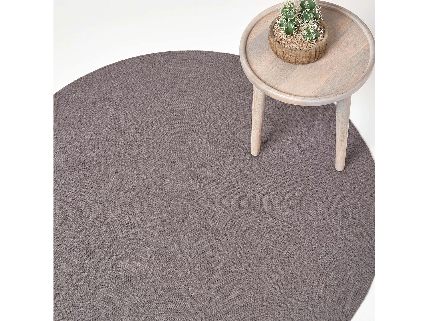 Homescapes Grey Handmade Woven Braided Round Rug, 120 cm