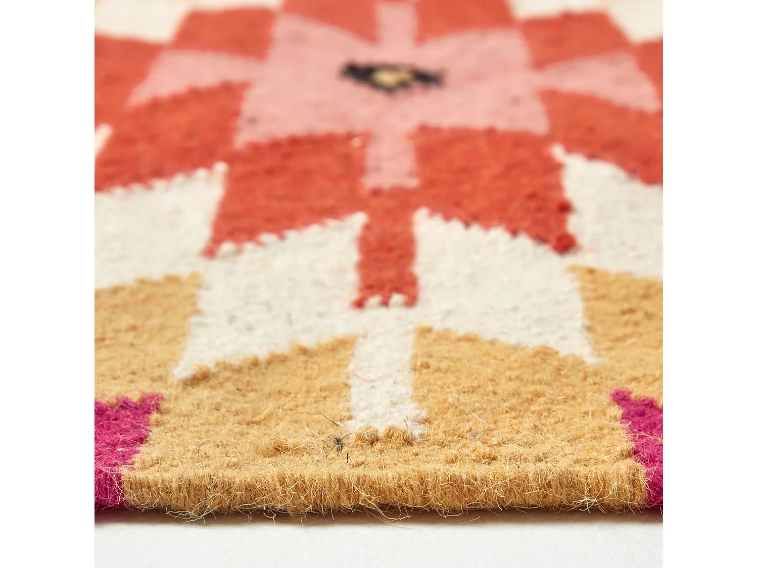 Homescapes Jakarta Handwoven Pink, Orange and Yellow Multi Coloured Geometric Pattern Kilim Wool Rug, 160 x 230 cm