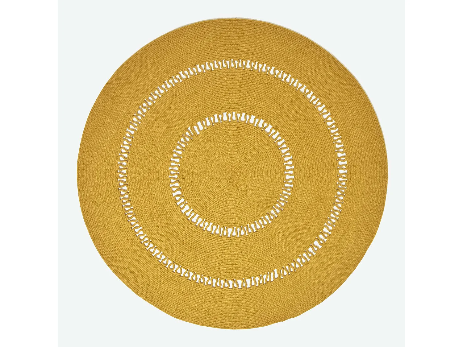 Homescapes Mustard Crochet Braided Rug 150cm Round