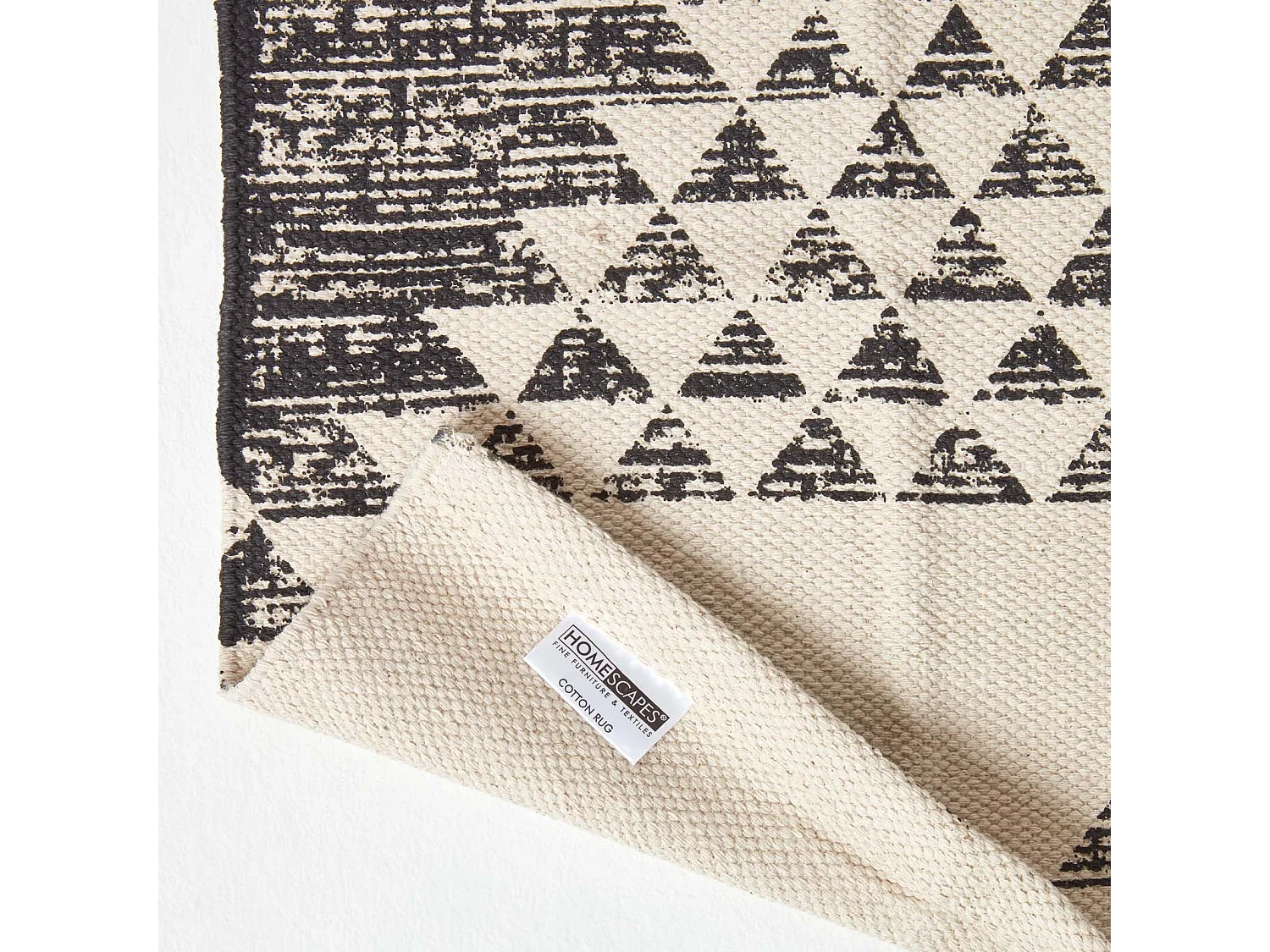 Homescapes Delphi Black and White Geometric Style 100% Cotton Printed Rug, 120 x 170 cm