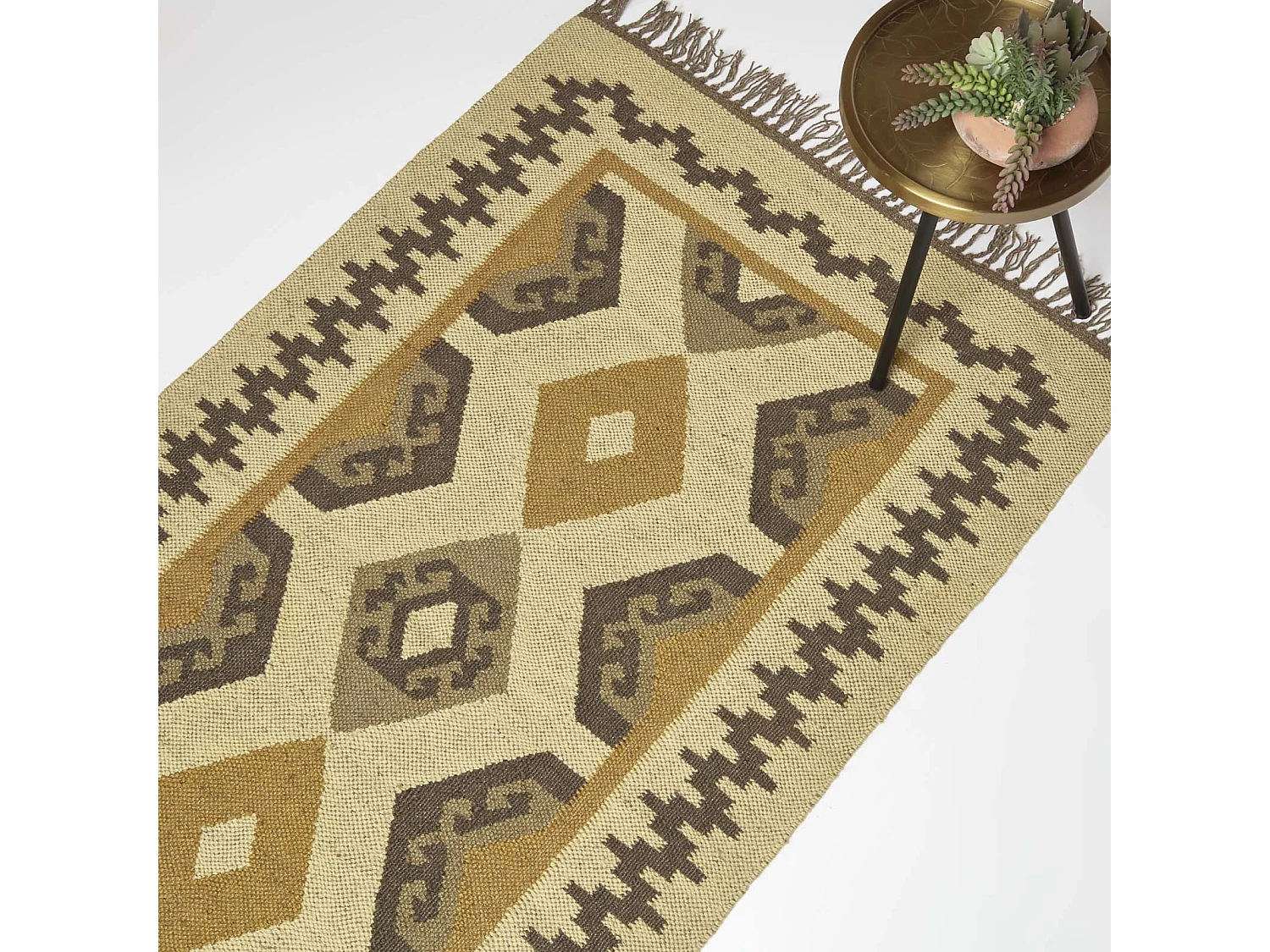 Homescapes Ravar Brown & Gold Kilim Wool Rug 240 x 300 cm