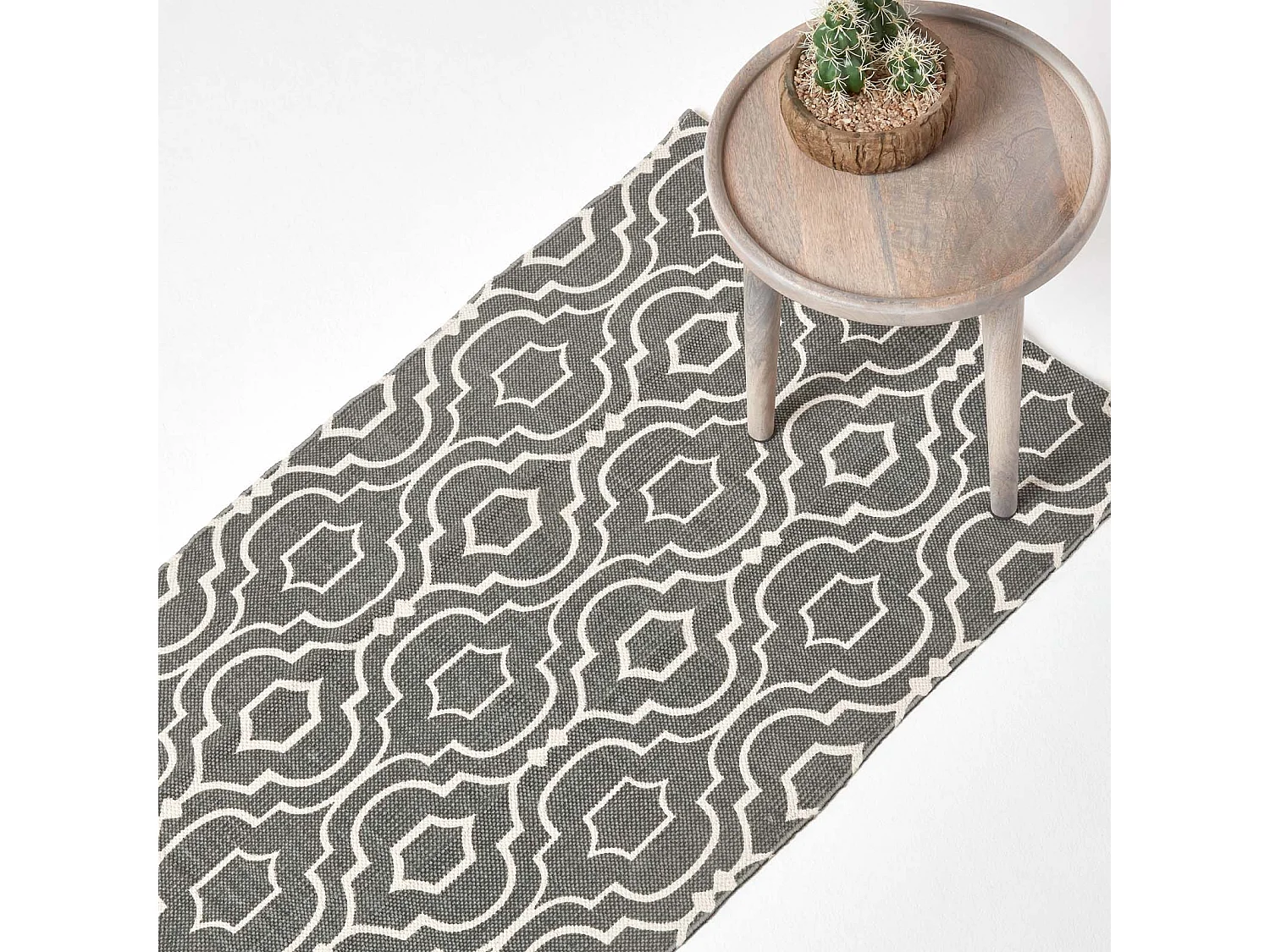 Homescapes Riga Grey and White 100% Cotton Printed Patterned Rug, 66 x 200 cm