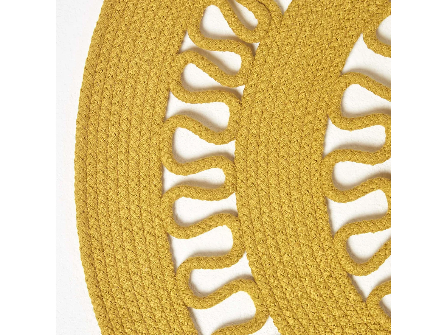 Homescapes Mustard Crochet Braided Rug 90cm Round