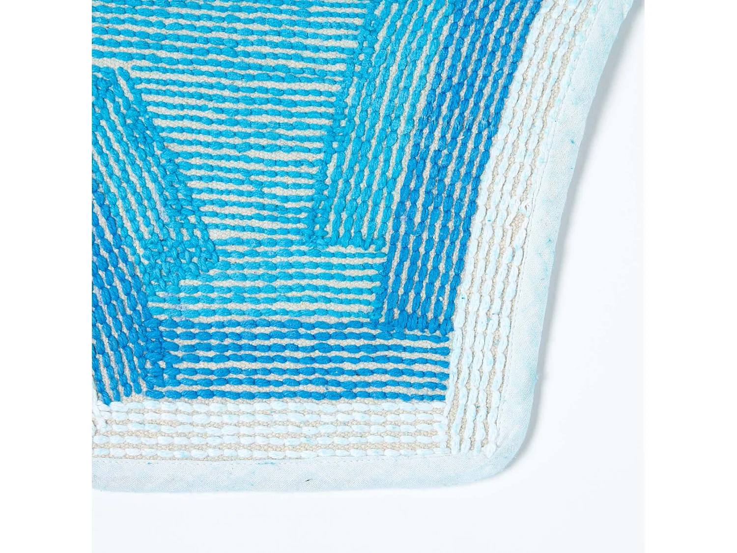 Homescapes Cotton Tufted Blue Elephant Rug